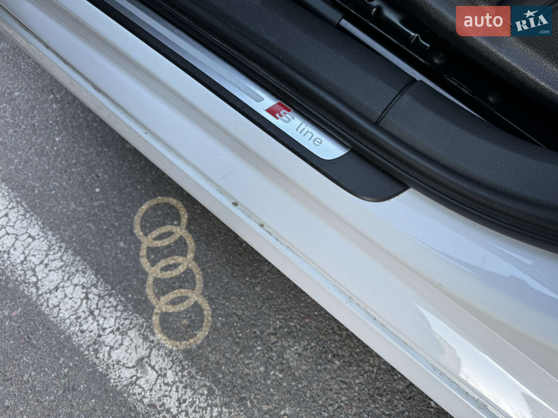 Audi A6 2014 VIN WAUFGAFC0FN020951 фото оголошення 41 з 48
