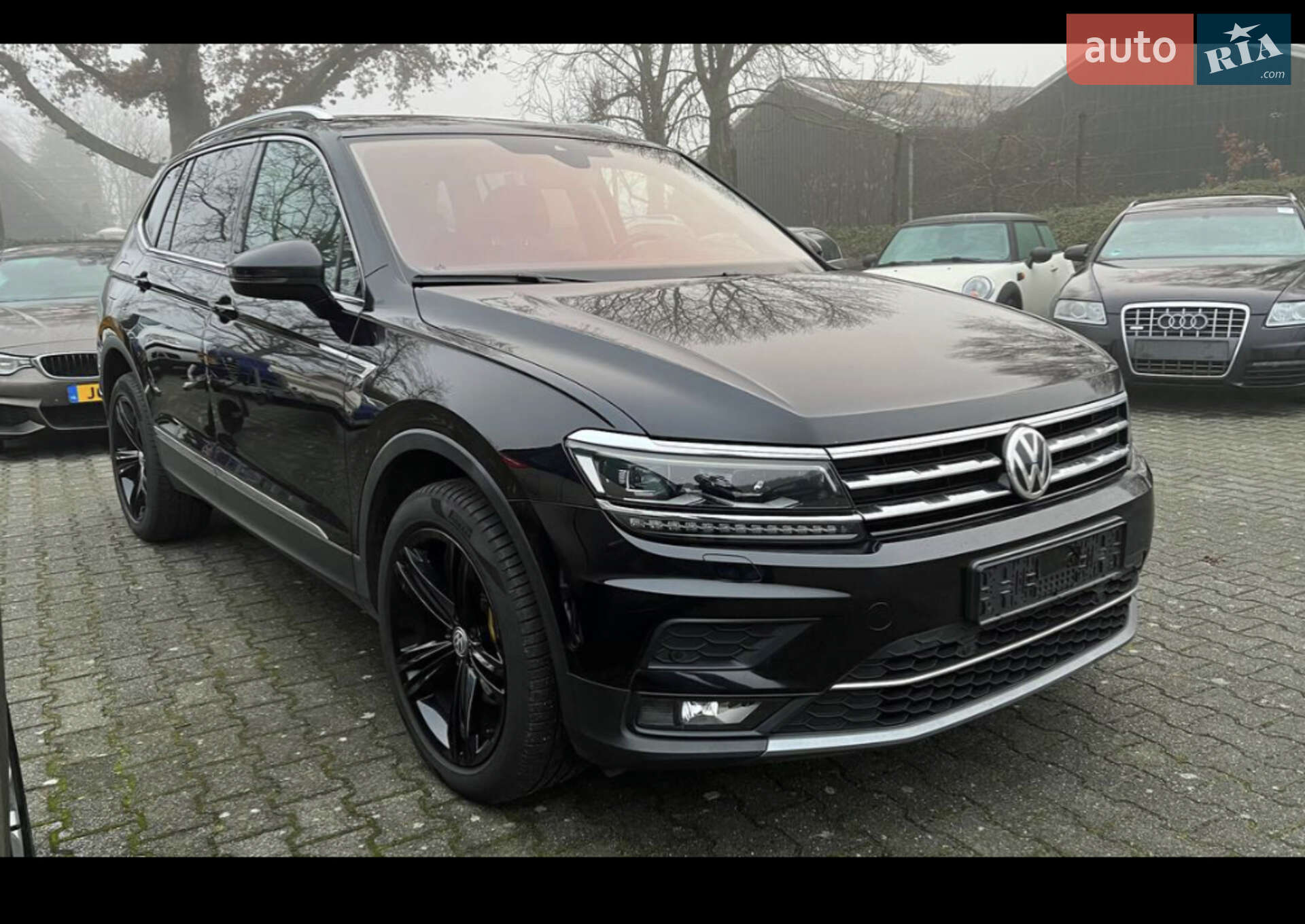 Volkswagen Tiguan 2018 VIN WVGZZZ5NZJM114961 фото оголошення 25 з 76