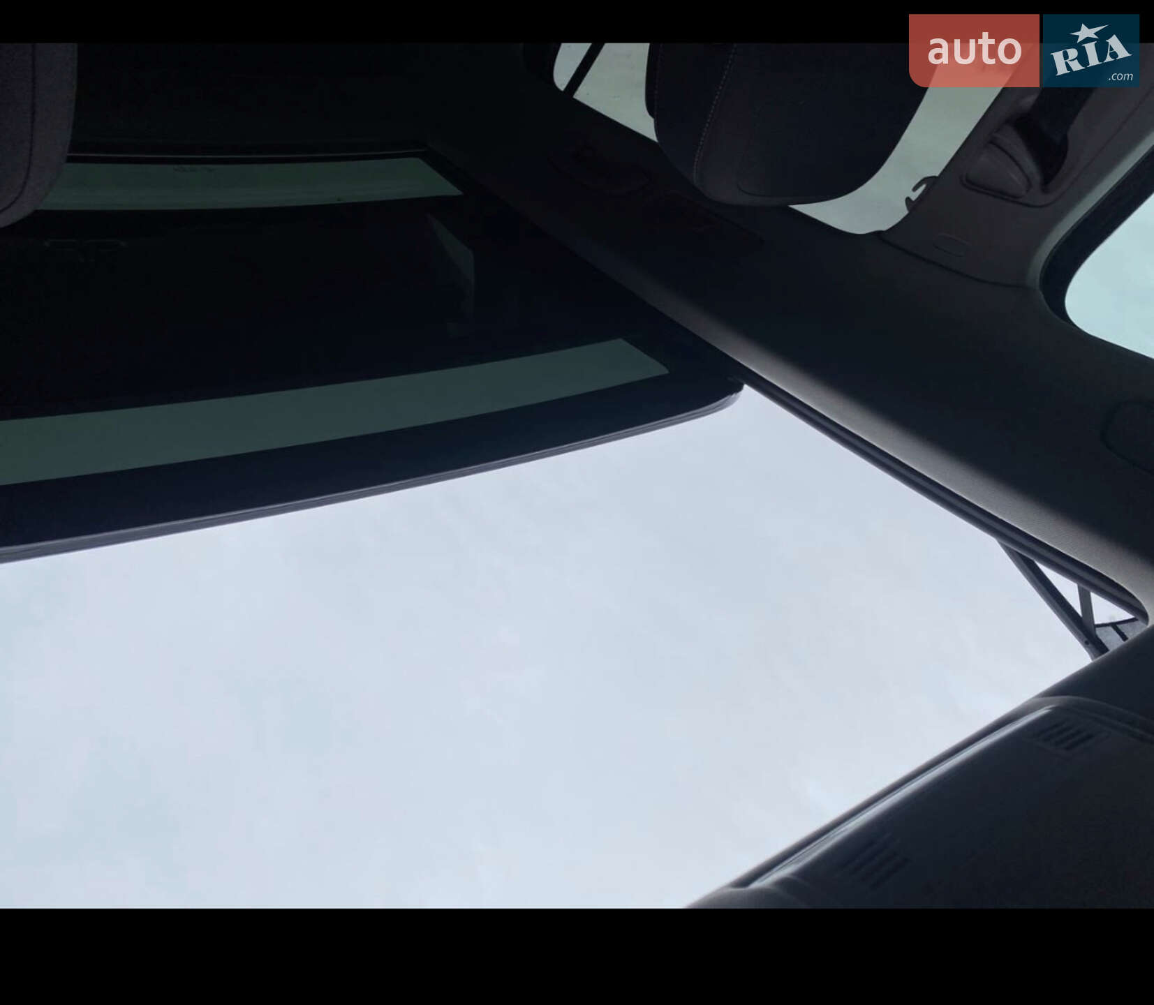 Volkswagen Tiguan 2018 VIN WVGZZZ5NZJM114961 фото оголошення 32 з 76