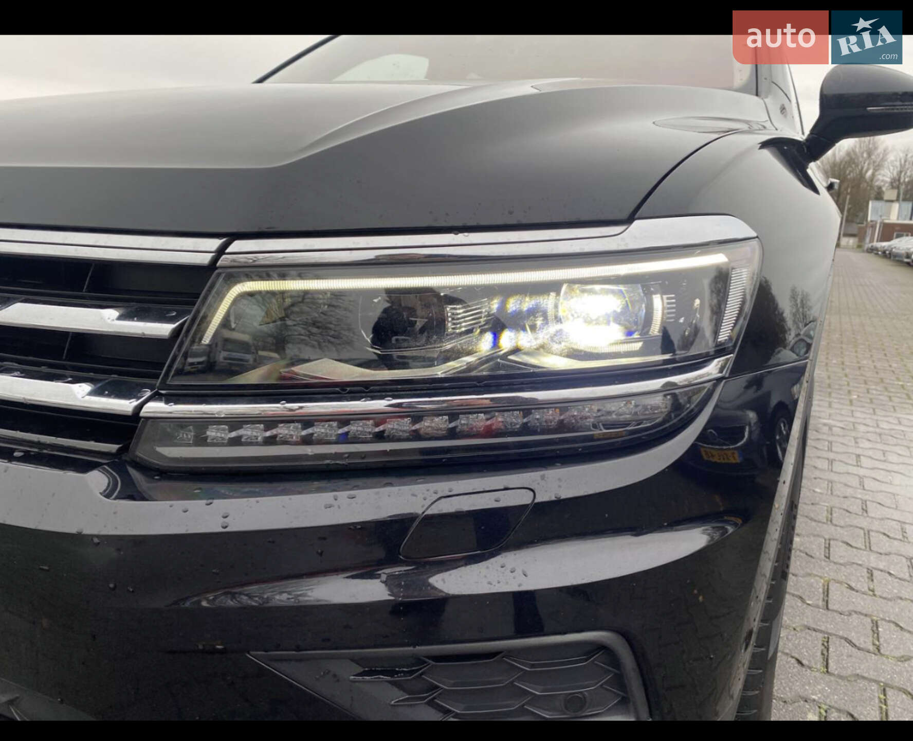 Volkswagen Tiguan 2018 VIN WVGZZZ5NZJM114961 фото оголошення 37 з 76