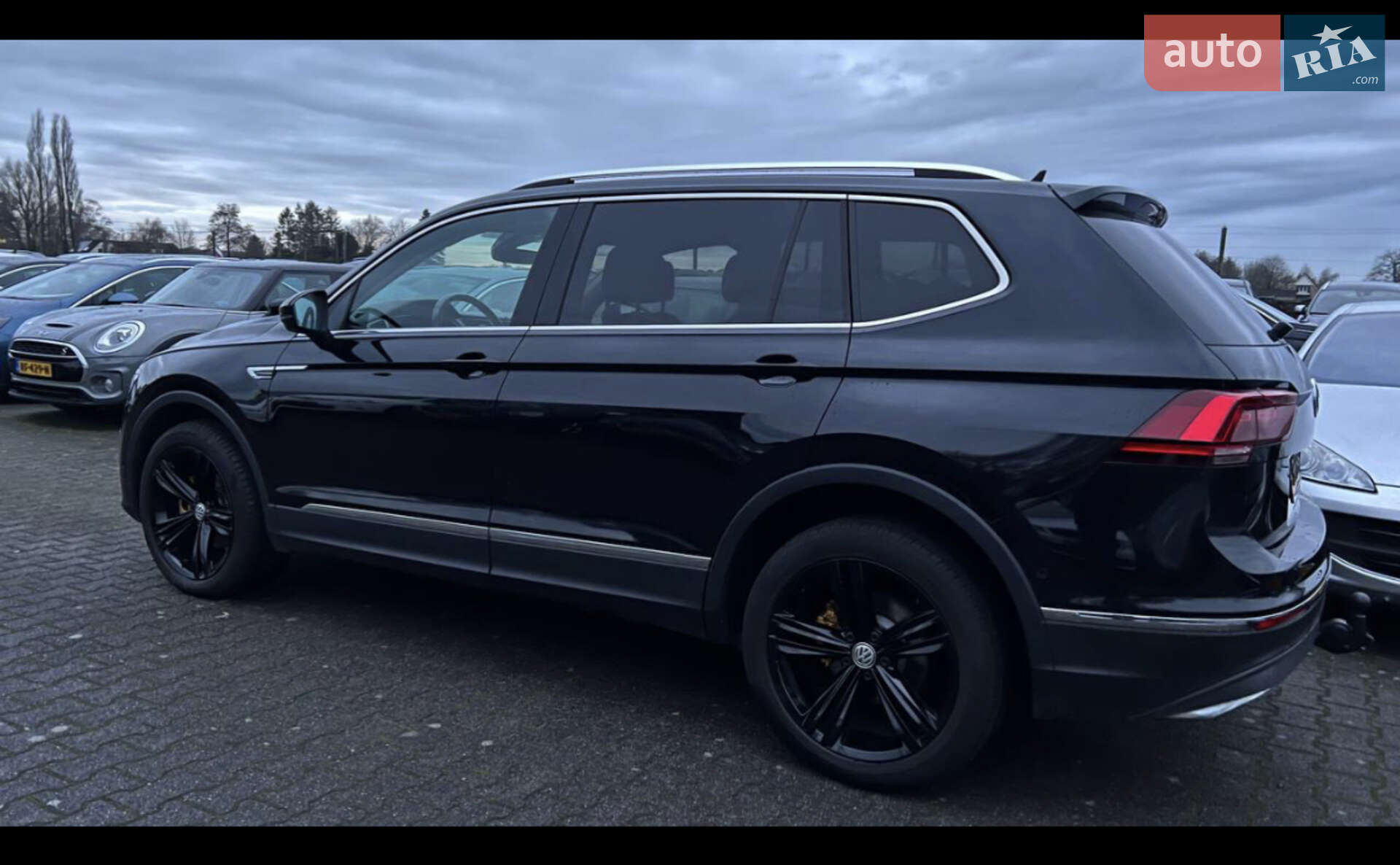 Volkswagen Tiguan 2018 VIN WVGZZZ5NZJM114961 фото оголошення 48 з 76
