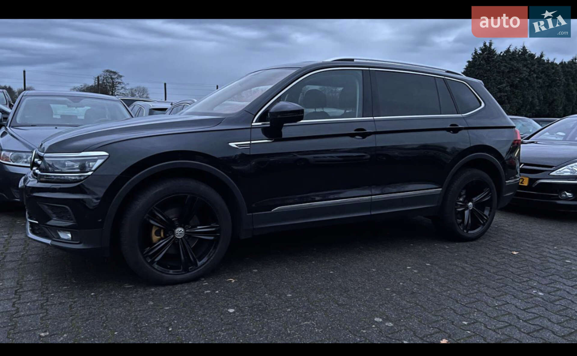 Volkswagen Tiguan 2018 VIN WVGZZZ5NZJM114961 фото оголошення 45 з 76