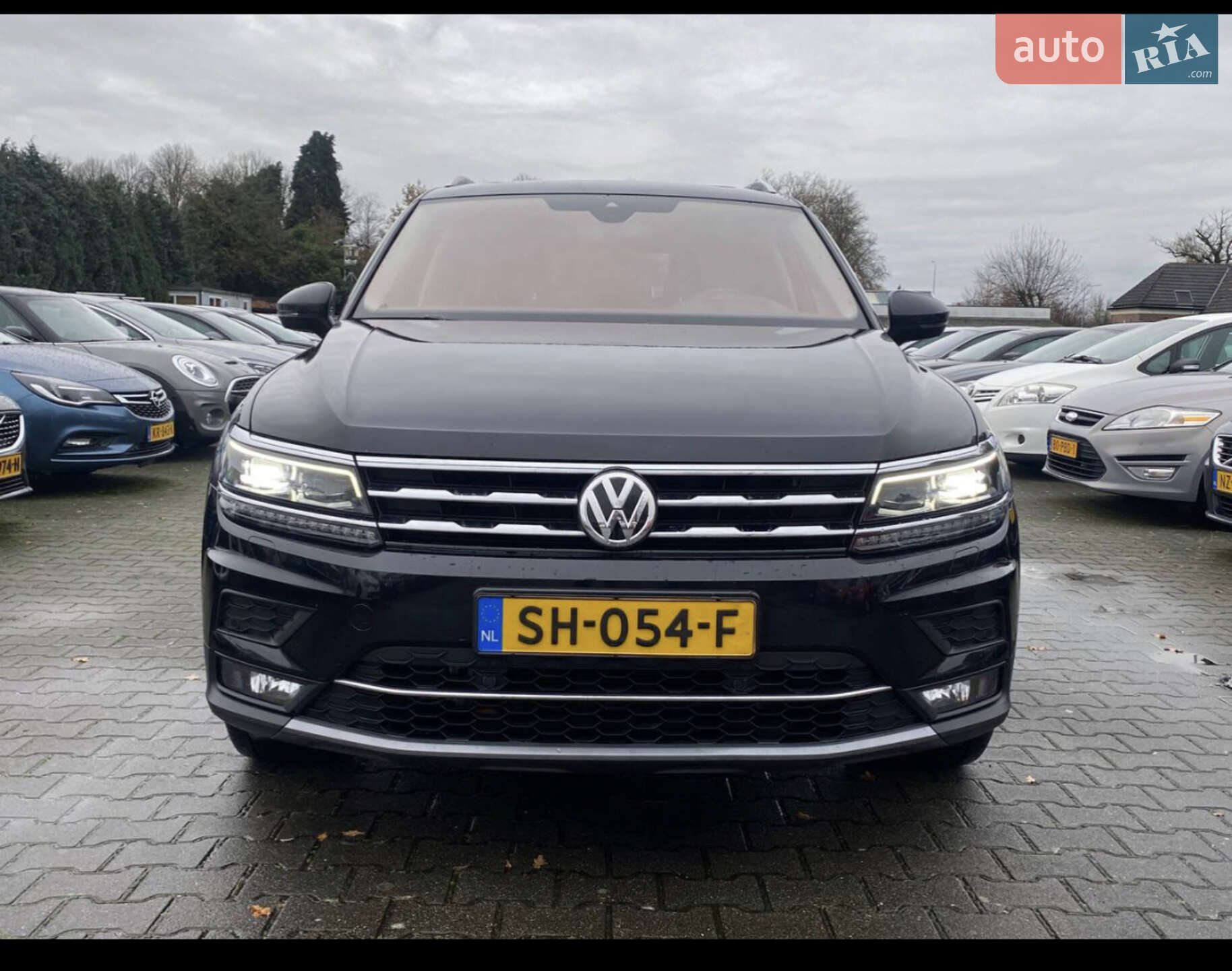 Volkswagen Tiguan 2018 VIN WVGZZZ5NZJM114961 фото оголошення 49 з 76