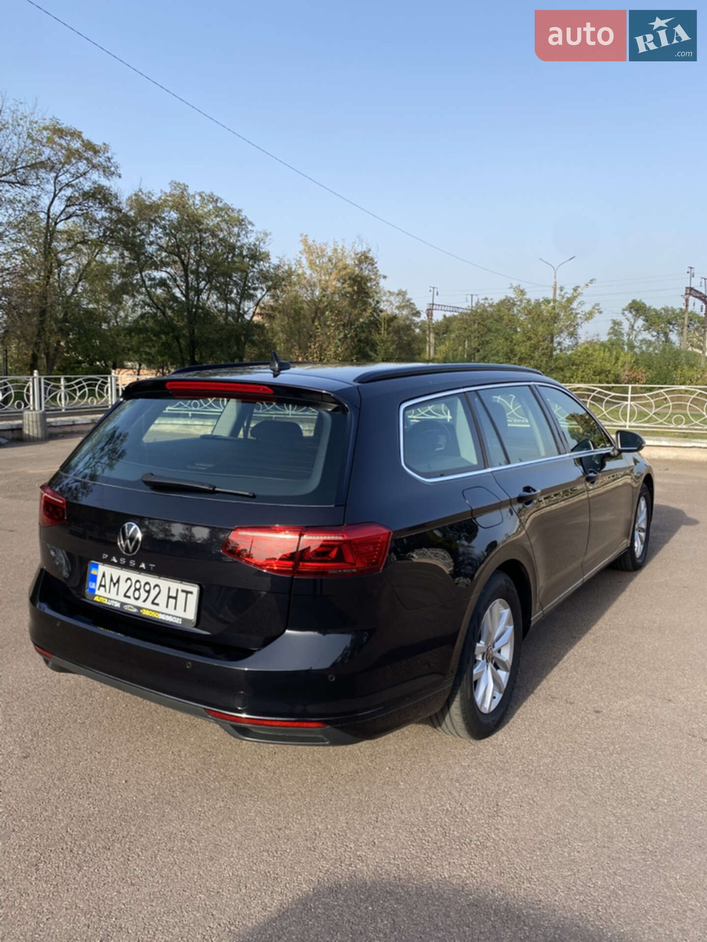 Volkswagen Passat 2021 VIN WVWZZZ3CZME066274 фото оголошення 4 з 20