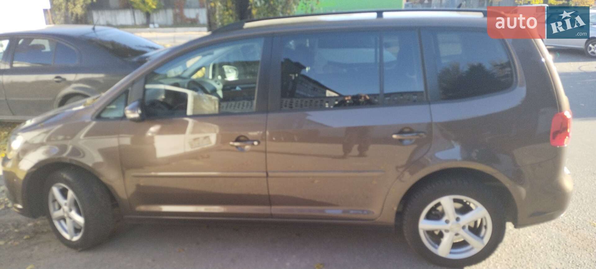 Volkswagen Touran 2012 VIN WVGZZZ1TZDW019347 фото оголошення 2 з 9