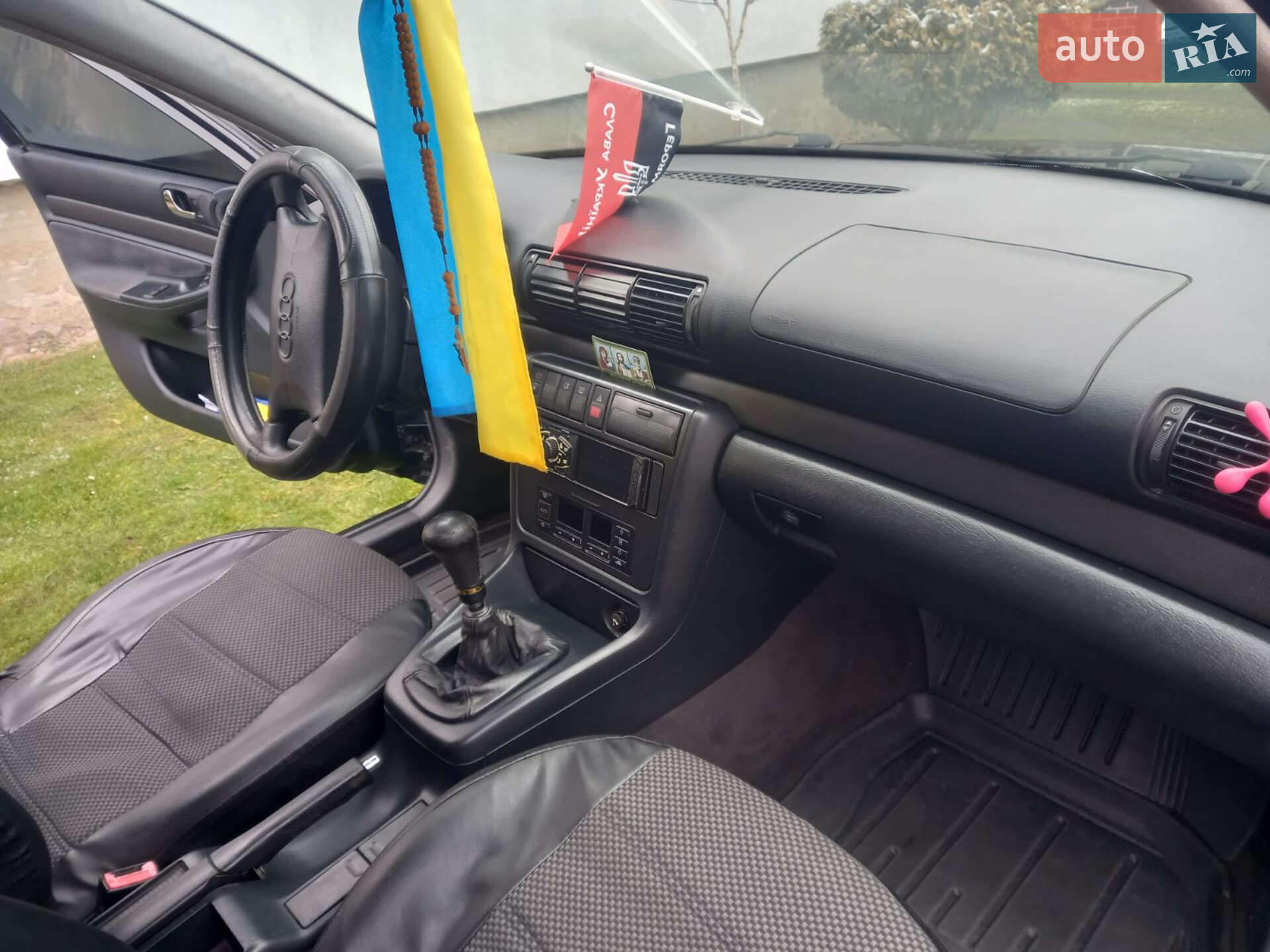 Audi A4 1997 VIN WAUZZZ8DZVA155243 фото оголошення 6 з 8