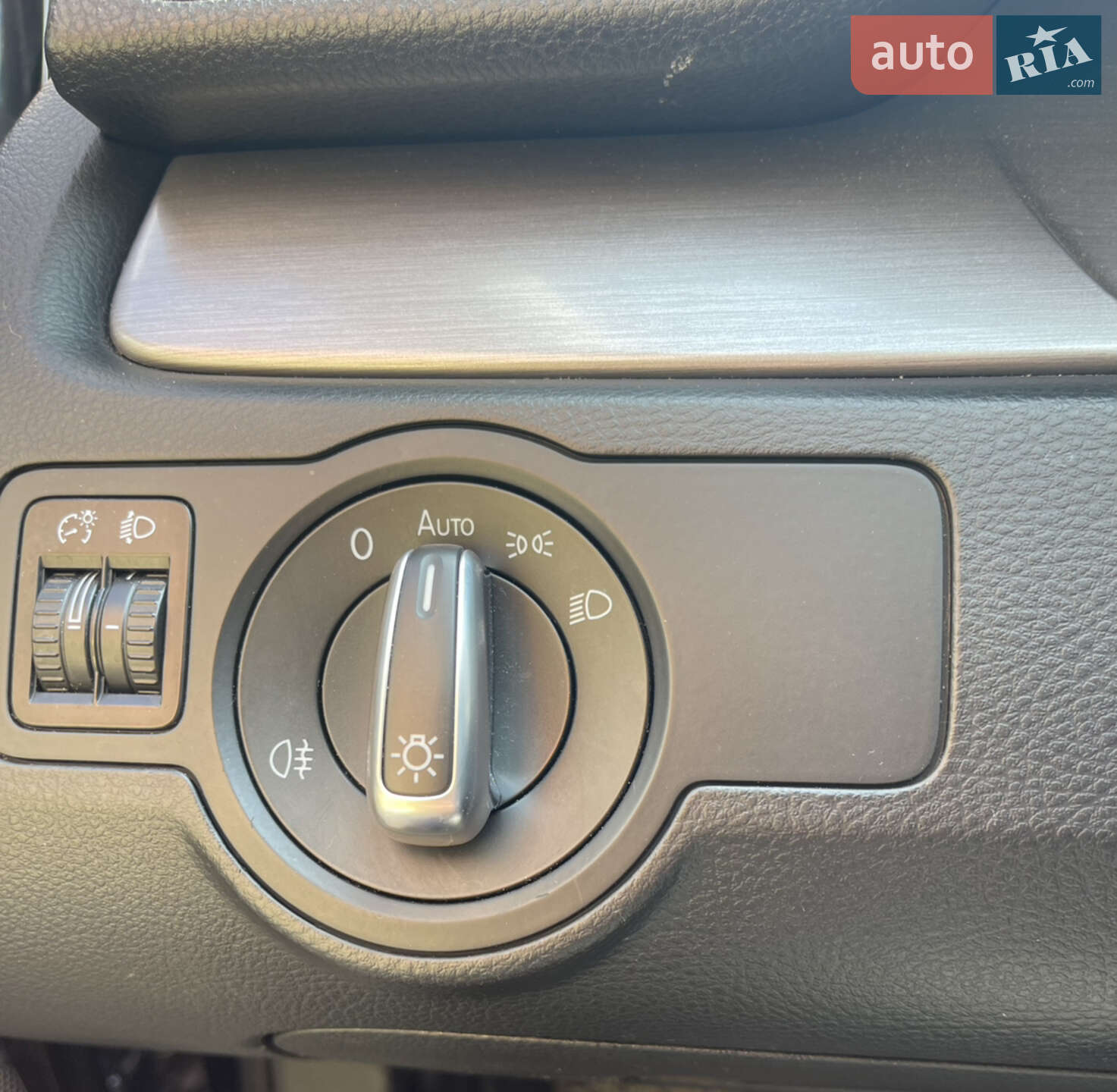 Volkswagen Passat 2013 VIN WVWZZZ3CZEE047637 фото оголошення 41 з 44