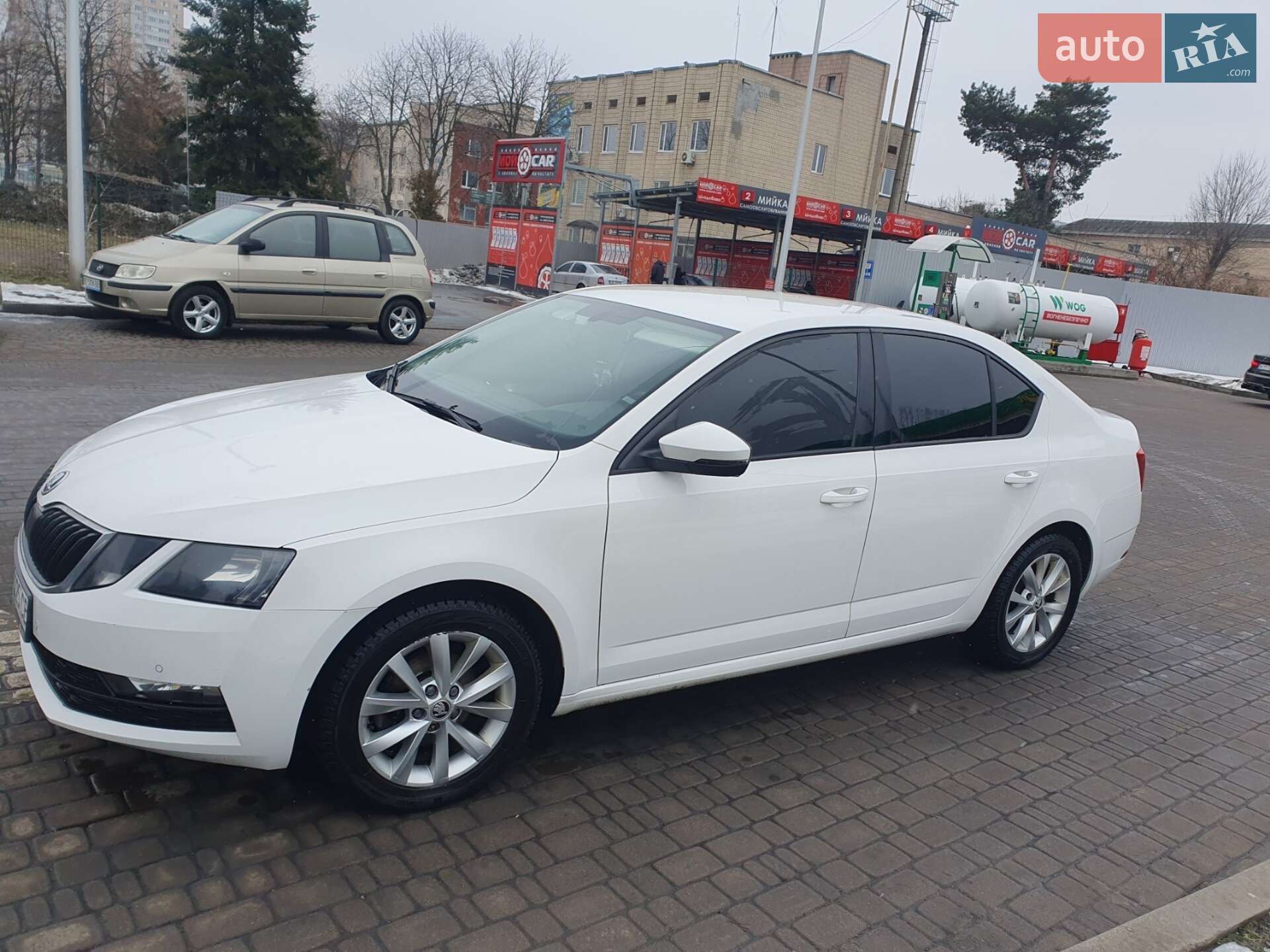 Skoda Octavia 2017 VIN TMBAG7NE1J0151086 фото оголошення 8 з 25