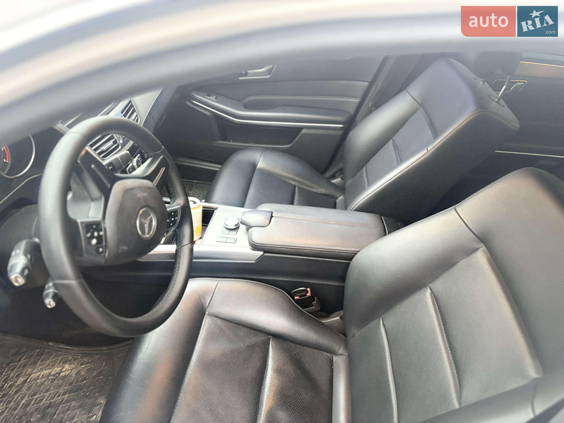 Mercedes-Benz E-Class 2014 VIN WDD2120051B064183 фото оголошення 4 з 9
