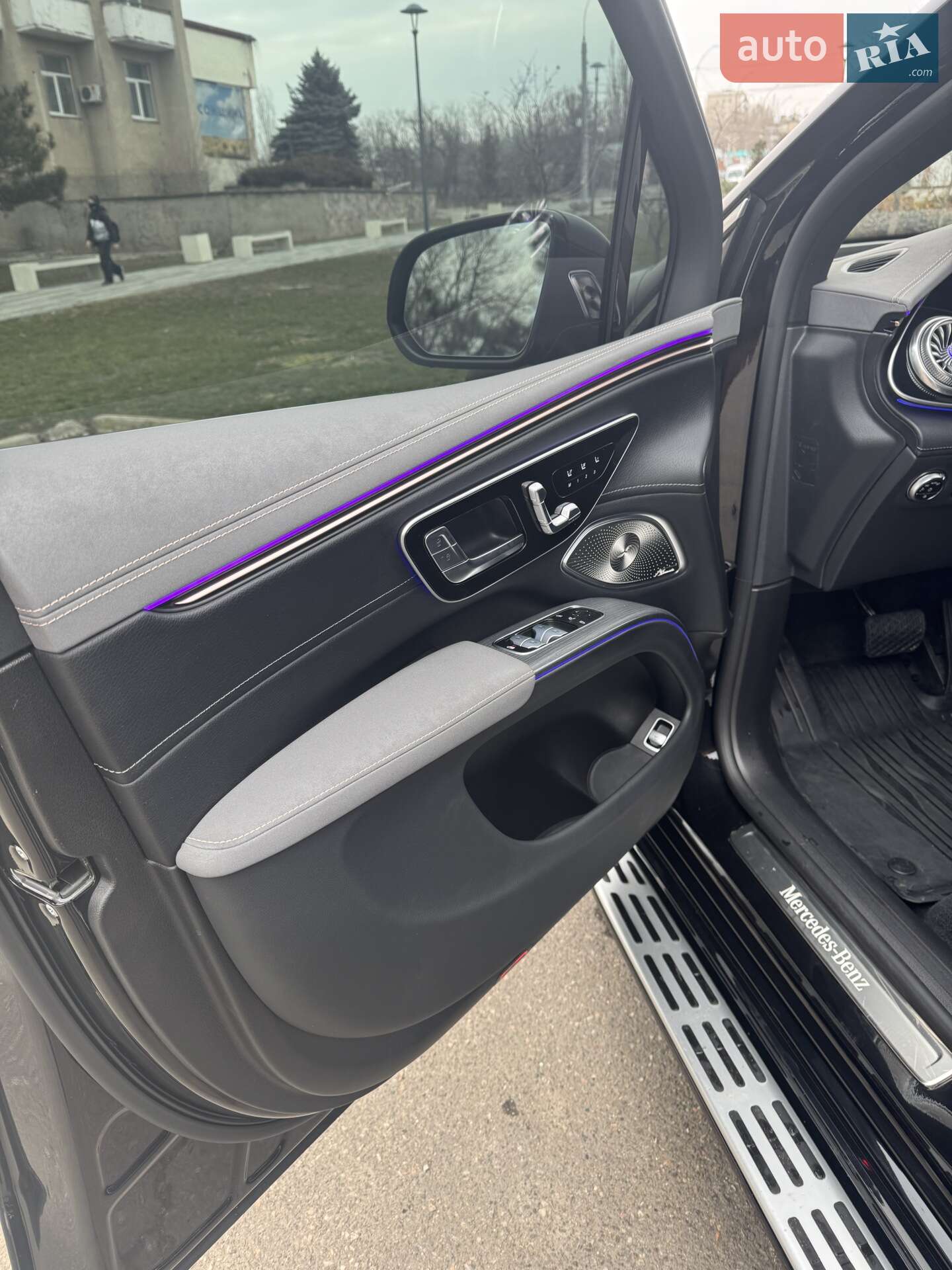 Mercedes-Benz EQS SUV 2024 VIN 4JGDM2DB9RA031747 фото оголошення 17 з 45