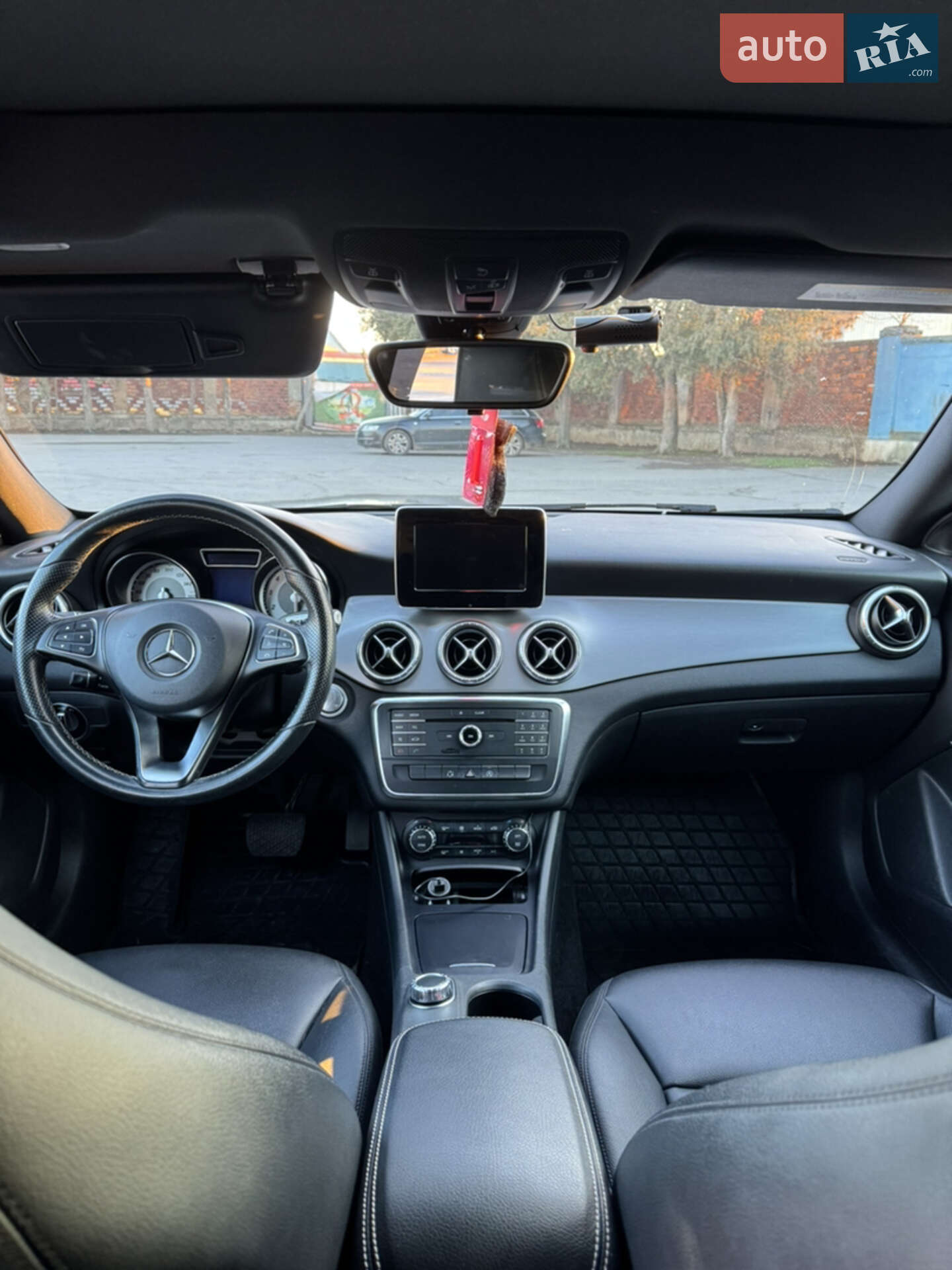 Mercedes-Benz CLA-Class 2015 VIN WDDSJ4EB2FN261168 фото оголошення 11 з 23