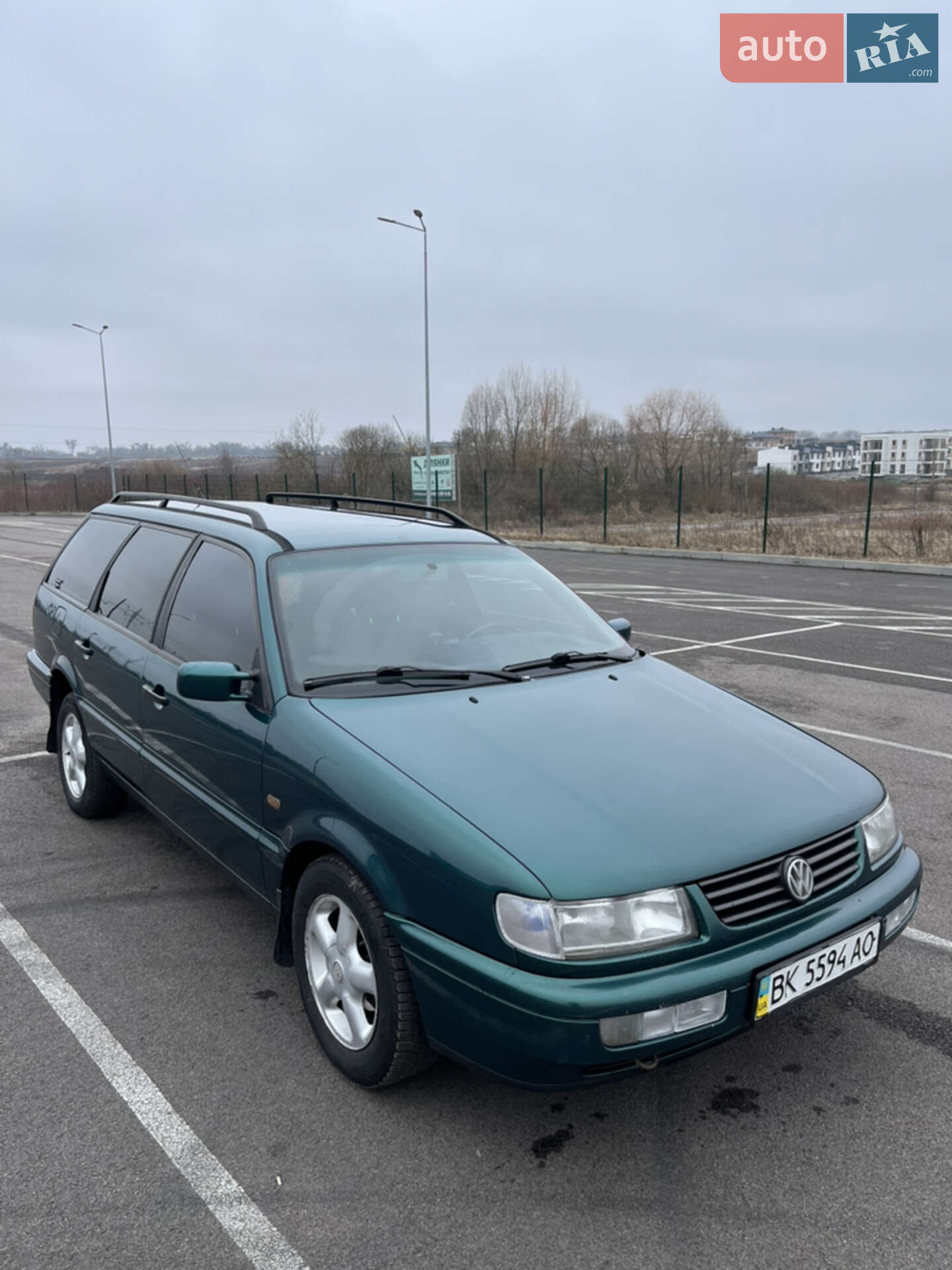 Volkswagen Passat 1995 VIN WVWZZZ3AZSE022063 фото оголошення 2 з 12