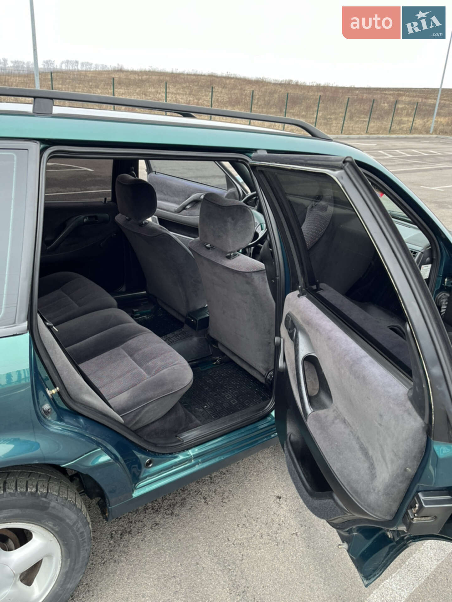 Volkswagen Passat 1995 VIN WVWZZZ3AZSE022063 фото оголошення 9 з 12
