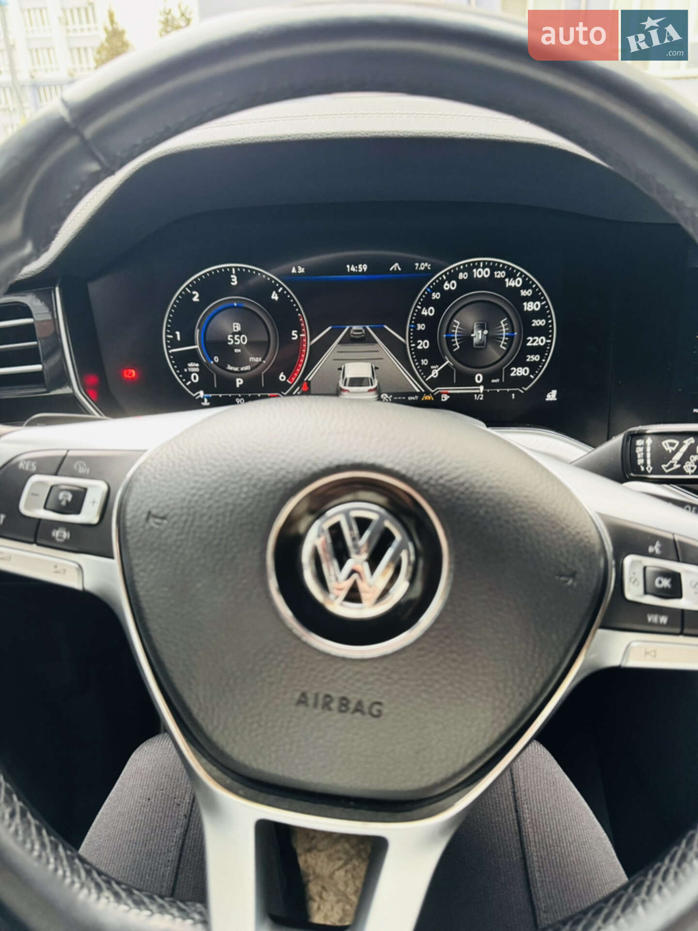 Volkswagen Touareg 2018 VIN WVGZZZCRZJD002084 фото оголошення 35 з 60