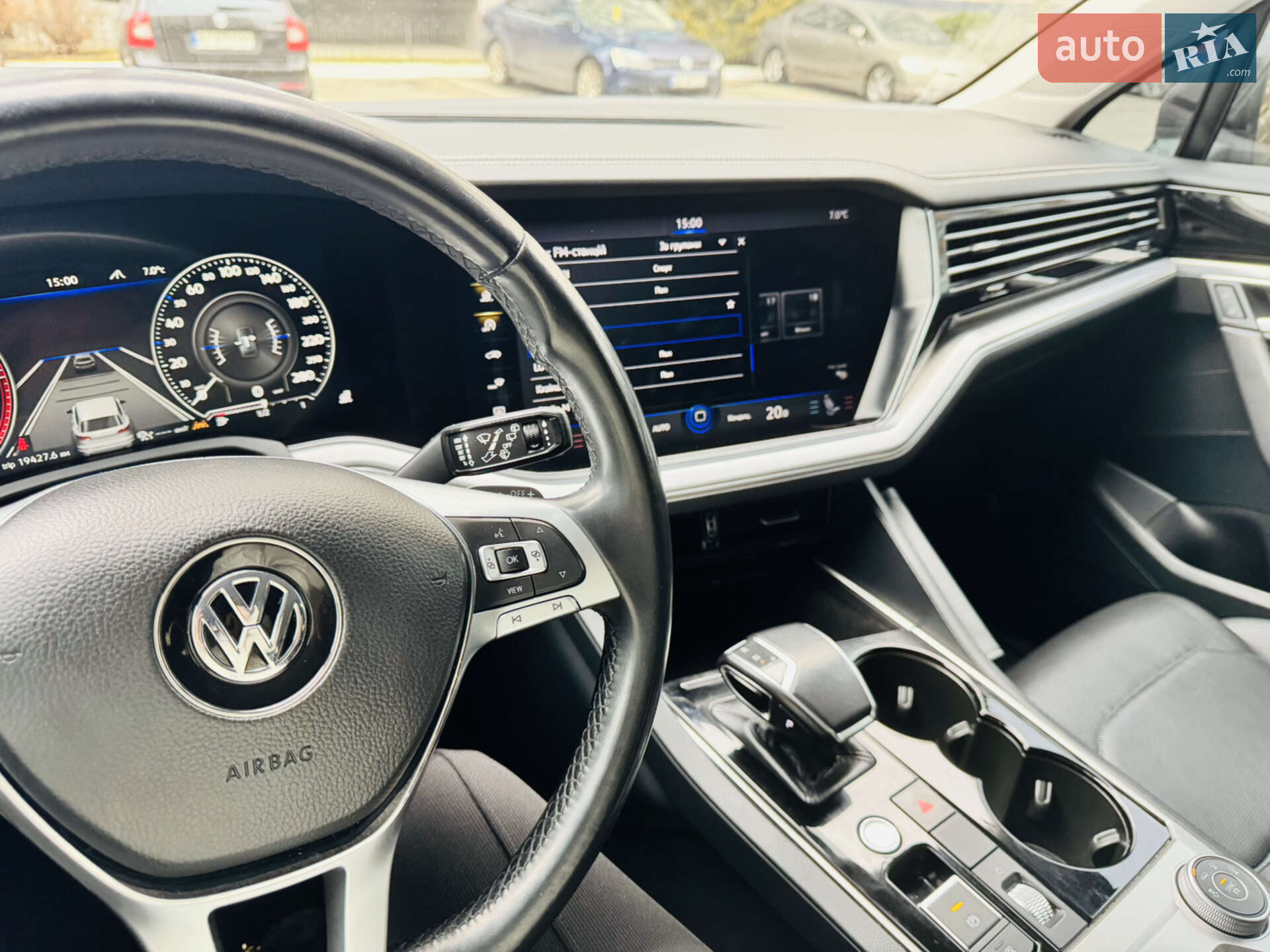 Volkswagen Touareg 2018 VIN WVGZZZCRZJD002084 фото оголошення 30 з 60