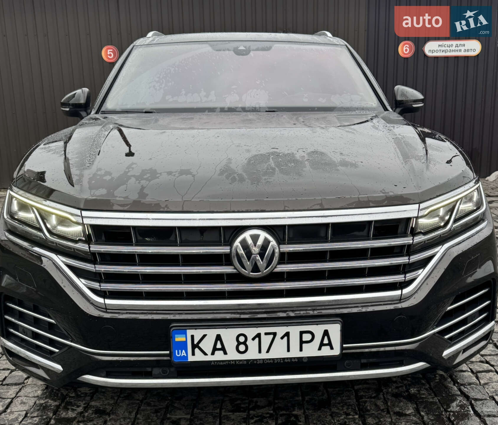 Volkswagen Touareg 2018 VIN WVGZZZCRZJD002084 фото оголошення 19 з 60