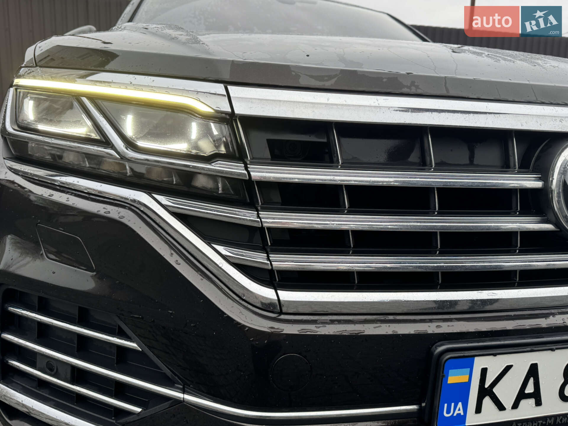 Volkswagen Touareg 2018 VIN WVGZZZCRZJD002084 фото оголошення 22 з 60
