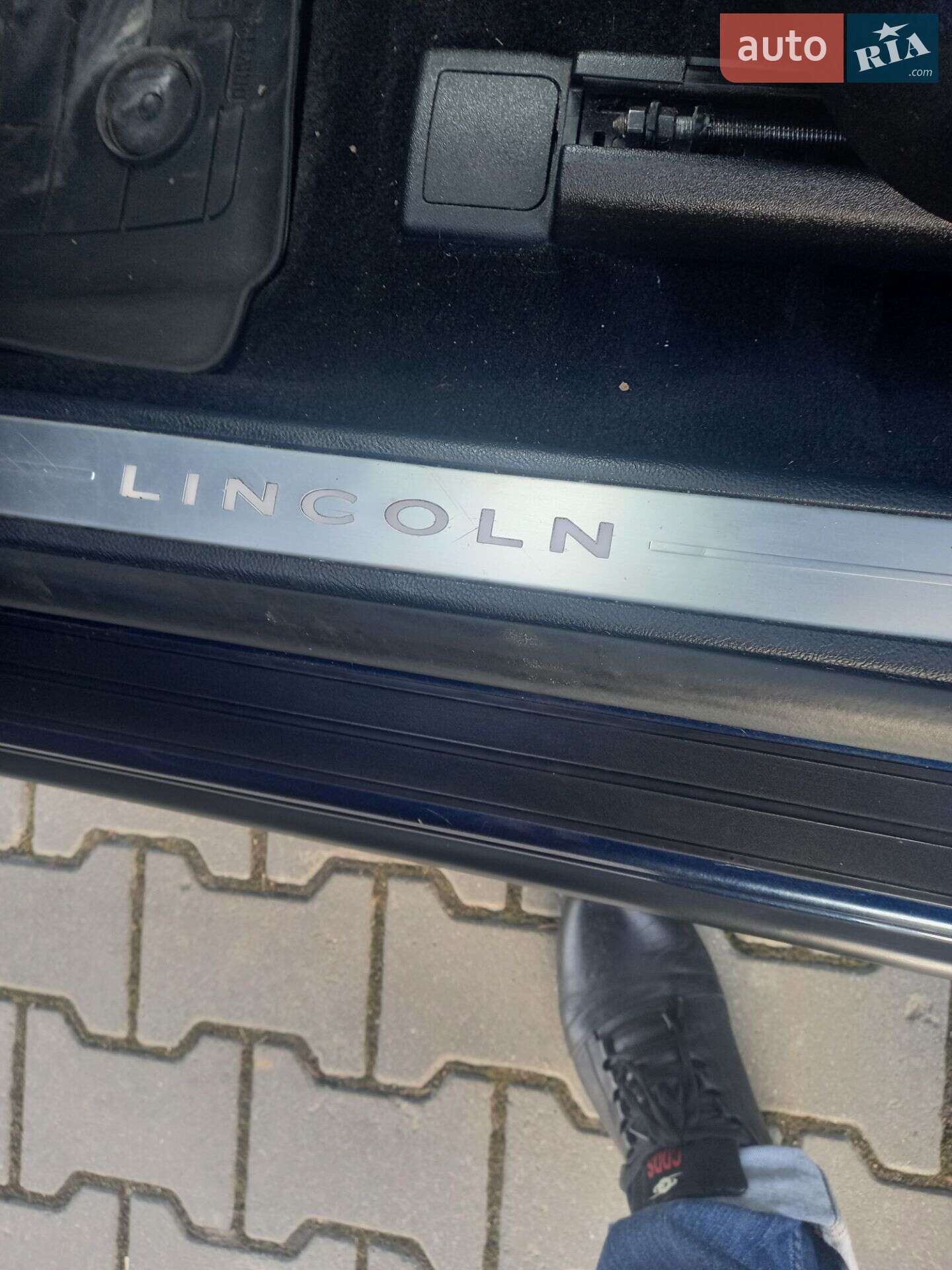 Lincoln MKZ 2017 VIN 3LN6L5A92HR657059 фото оголошення 5 з 18