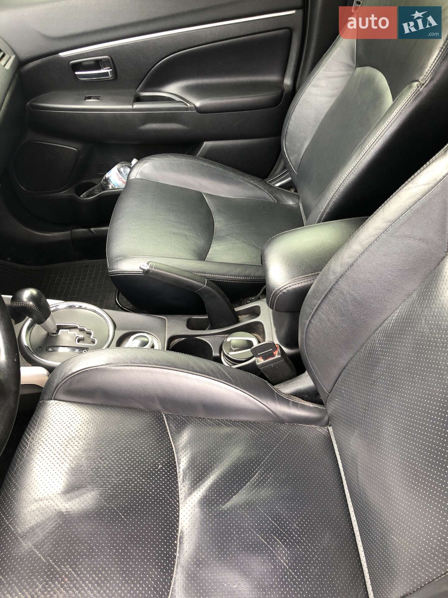 Mitsubishi ASX 2010 VIN JMBXTGA2WBZ001203 фото оголошення 15 з 92