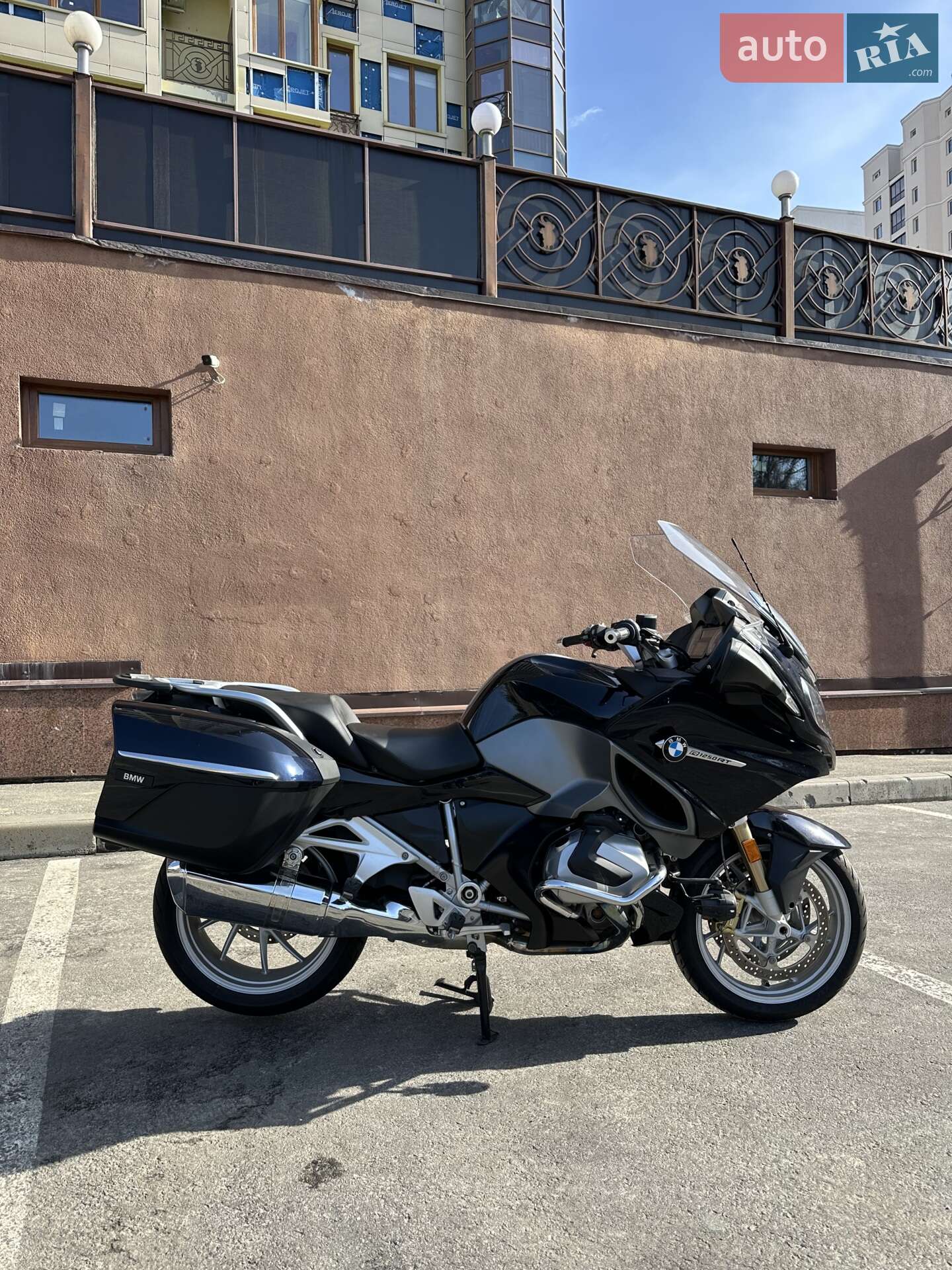 BMW R 1250RT 2019 VIN WB10J6100KZY34666 фото оголошення 2 з 24