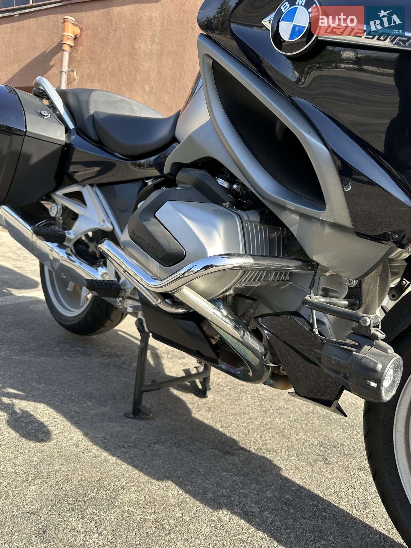 BMW R 1250RT 2019 VIN WB10J6100KZY34666 фото оголошення 17 з 24