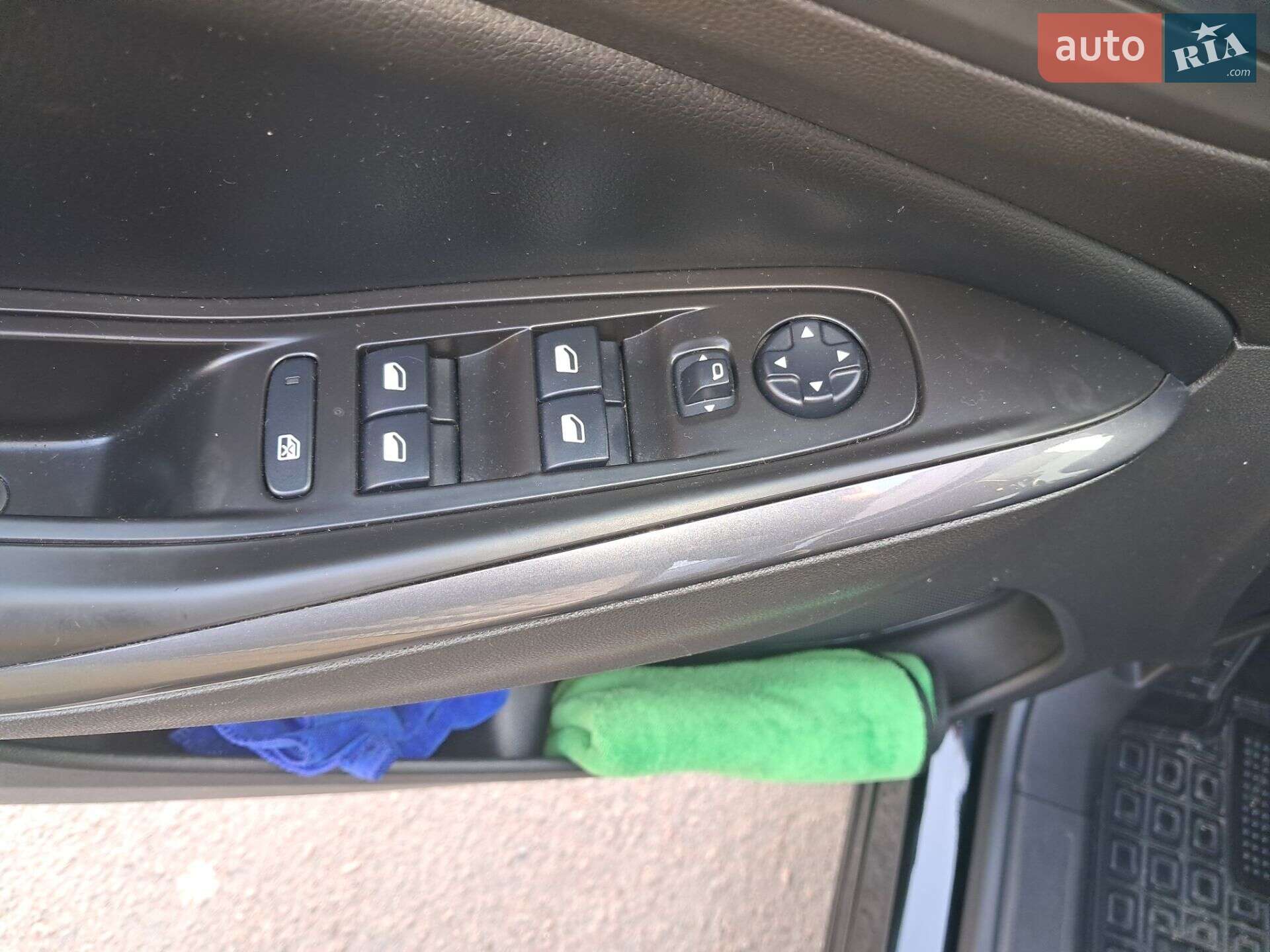 Opel Grandland X 2019 VIN W0VZCYHZ0KS290639 фото оголошення 36 з 53