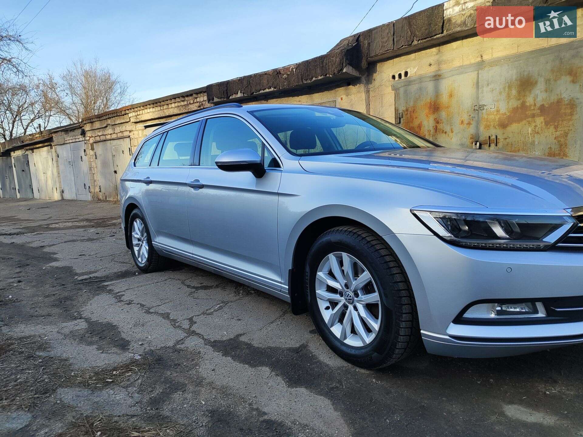 Volkswagen Passat 2018 VIN WVWZZZ3CZJE264178 фото оголошення 3 з 61