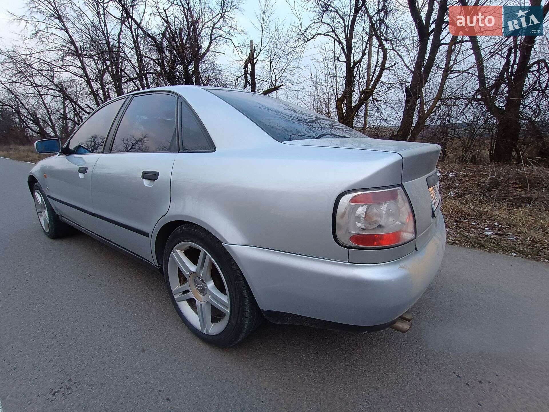 Audi A4 1997 VIN WAUZZZ8DZVA013951 фото оголошення 9 з 18