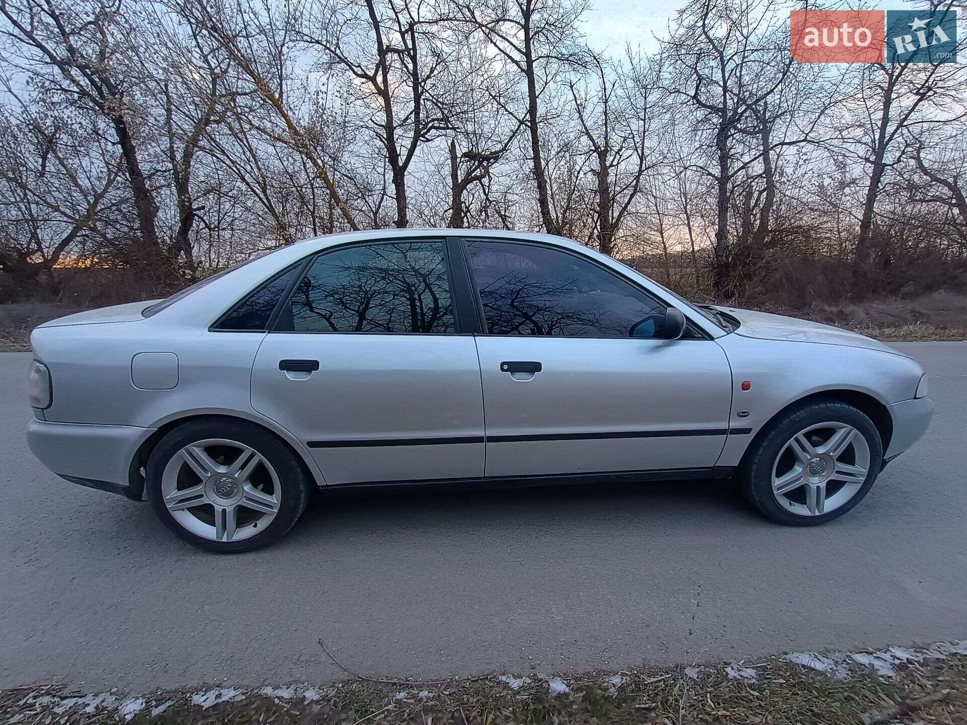 Audi A4 1997 VIN WAUZZZ8DZVA013951 фото оголошення 6 з 18