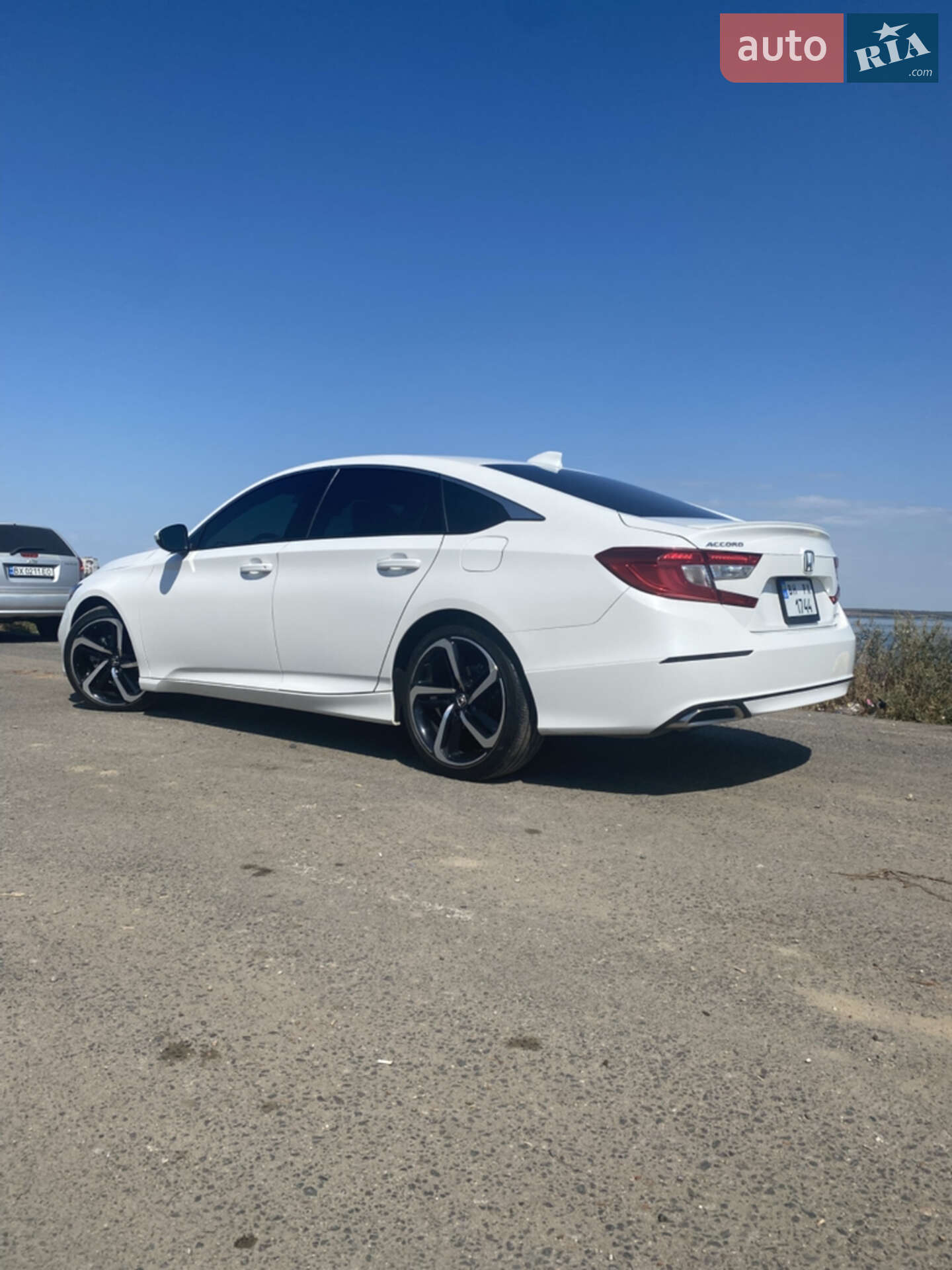 Honda Accord 2020 VIN 1HGCV1F34LA117411 фото оголошення 3 з 7