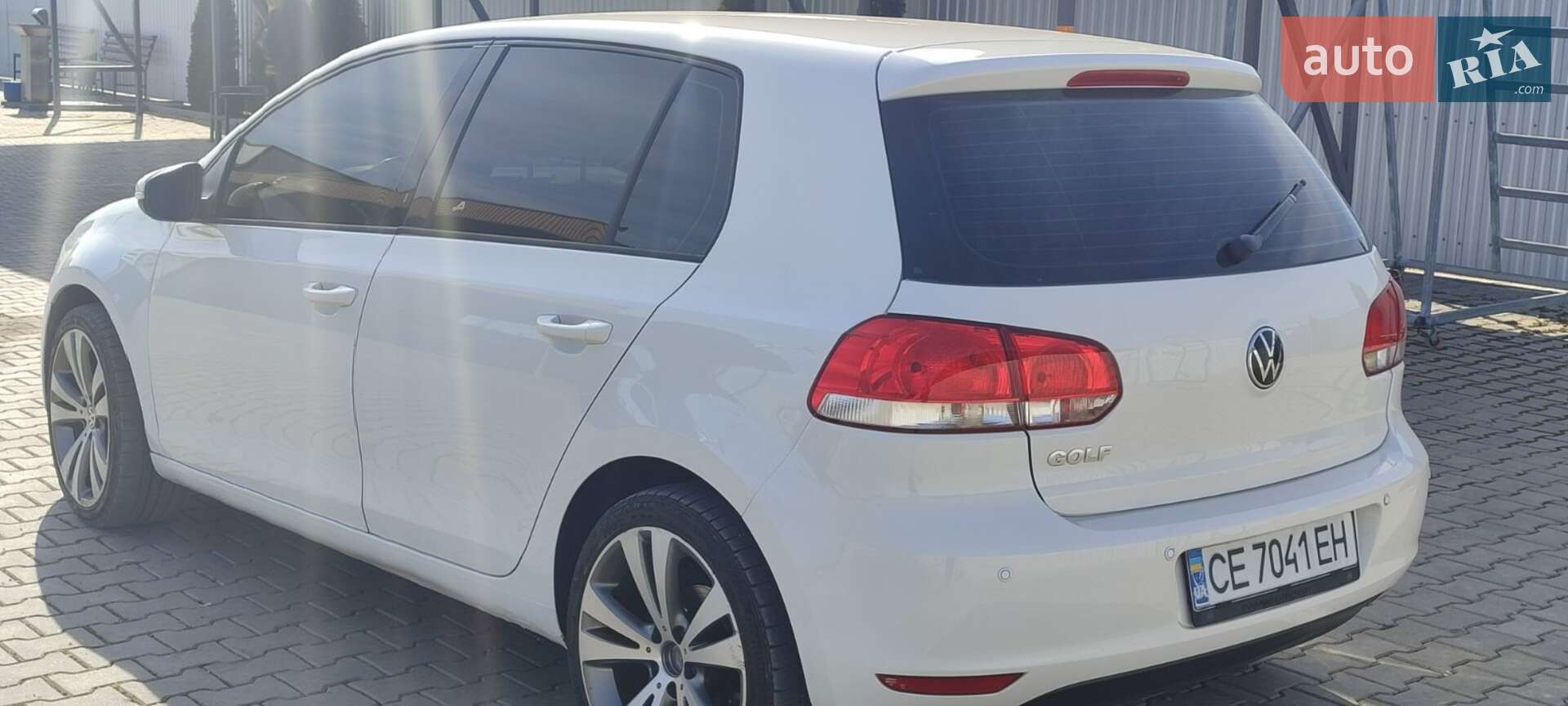 Volkswagen Golf 2011 VIN WVWZZZ1KZBP176655 фото оголошення 2 з 11