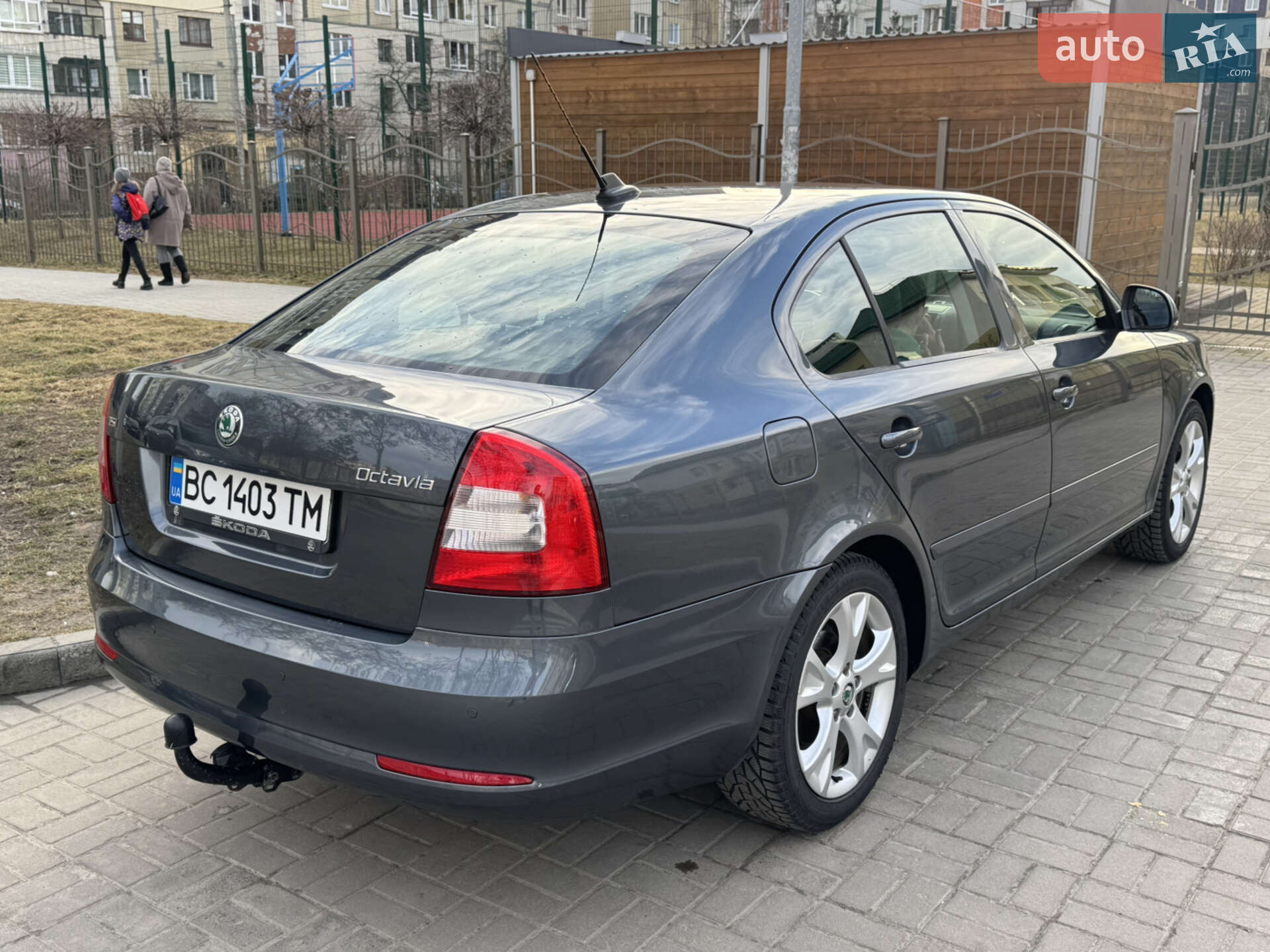 Skoda Octavia 2009 VIN TMBBK61Z0A2072941 фото оголошення 2 з 25