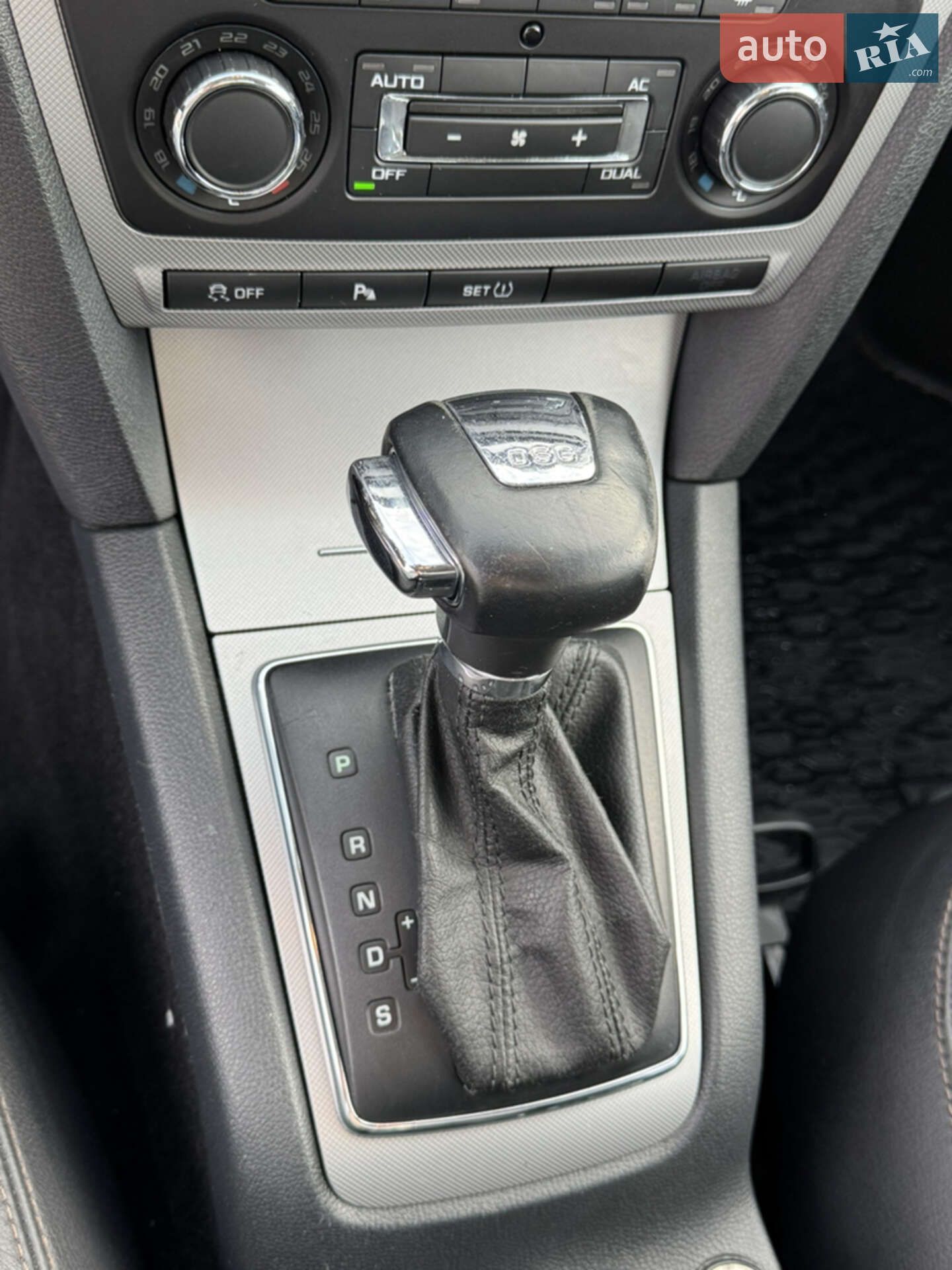 Skoda Octavia 2009 VIN TMBBK61Z0A2072941 фото оголошення 14 з 25