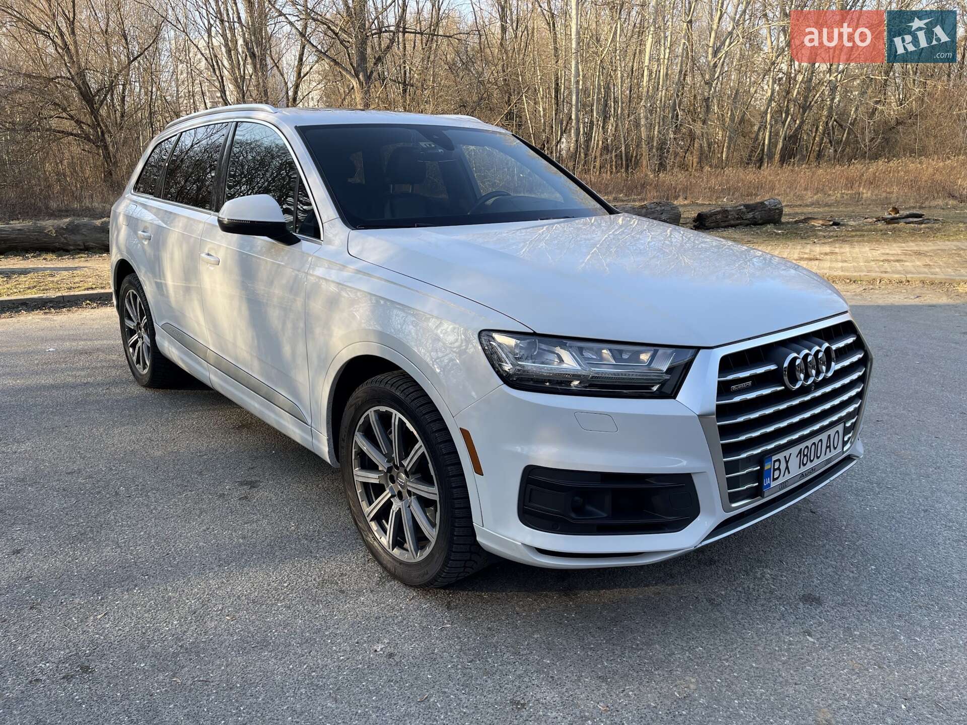 Audi Q7 2017 VIN WA1VAAF7XJD012643 фото оголошення 3 з 57