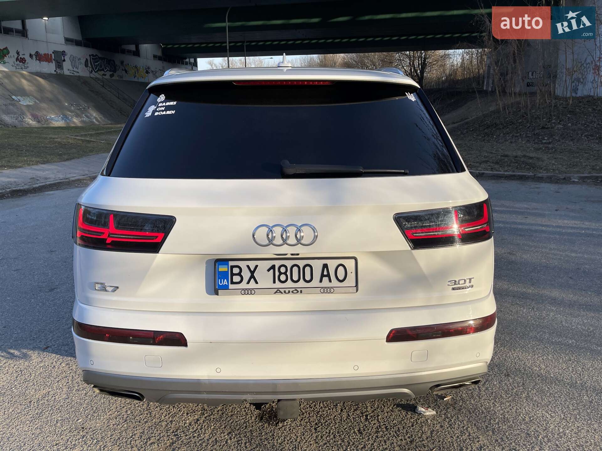 Audi Q7 2017 VIN WA1VAAF7XJD012643 фото оголошення 18 з 57