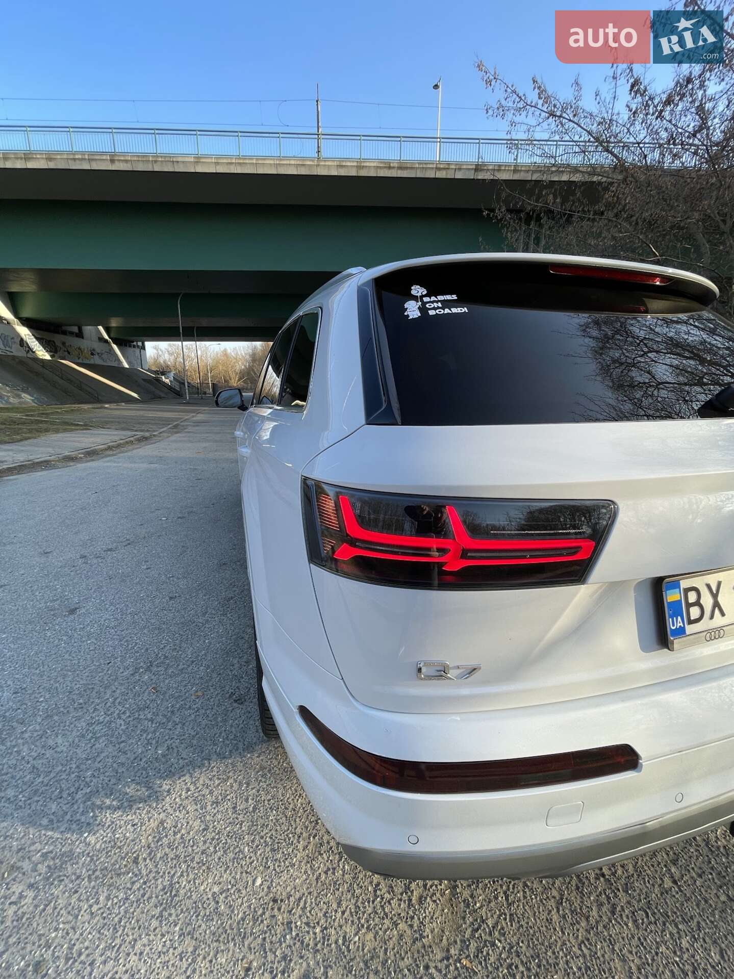 Audi Q7 2017 VIN WA1VAAF7XJD012643 фото оголошення 19 з 57
