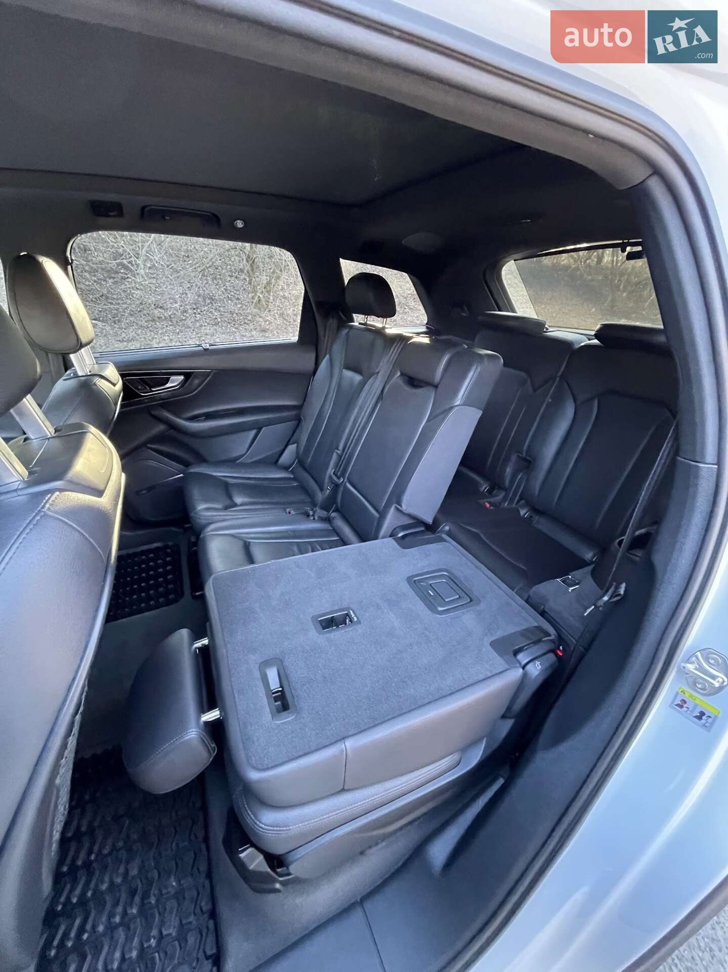 Audi Q7 2017 VIN WA1VAAF7XJD012643 фото оголошення 30 з 57