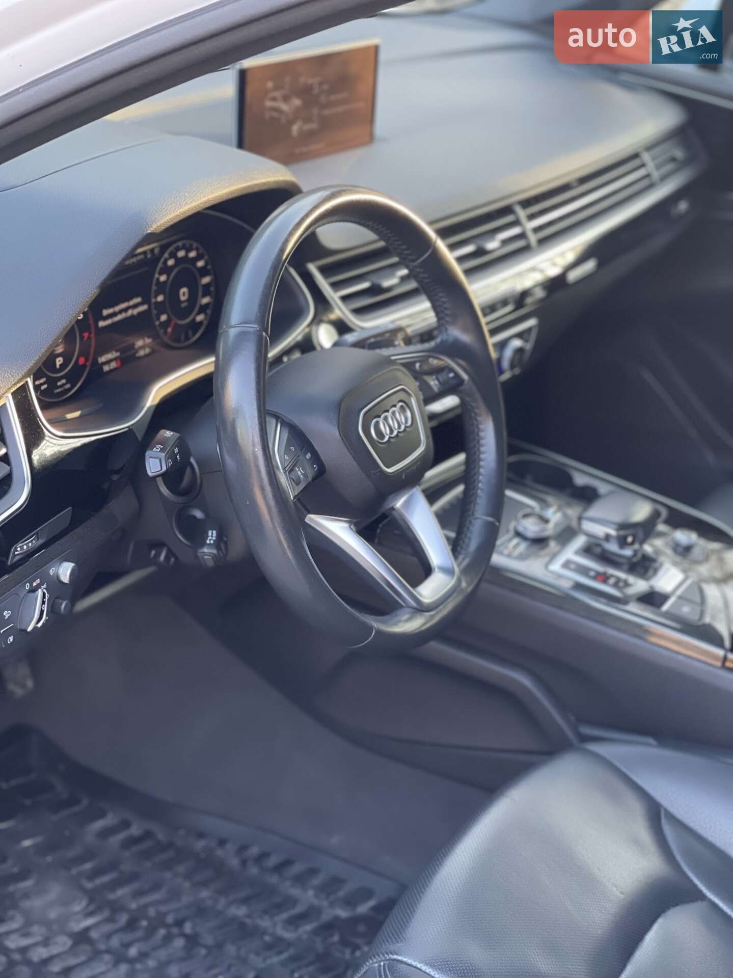 Audi Q7 2017 VIN WA1VAAF7XJD012643 фото оголошення 42 з 57