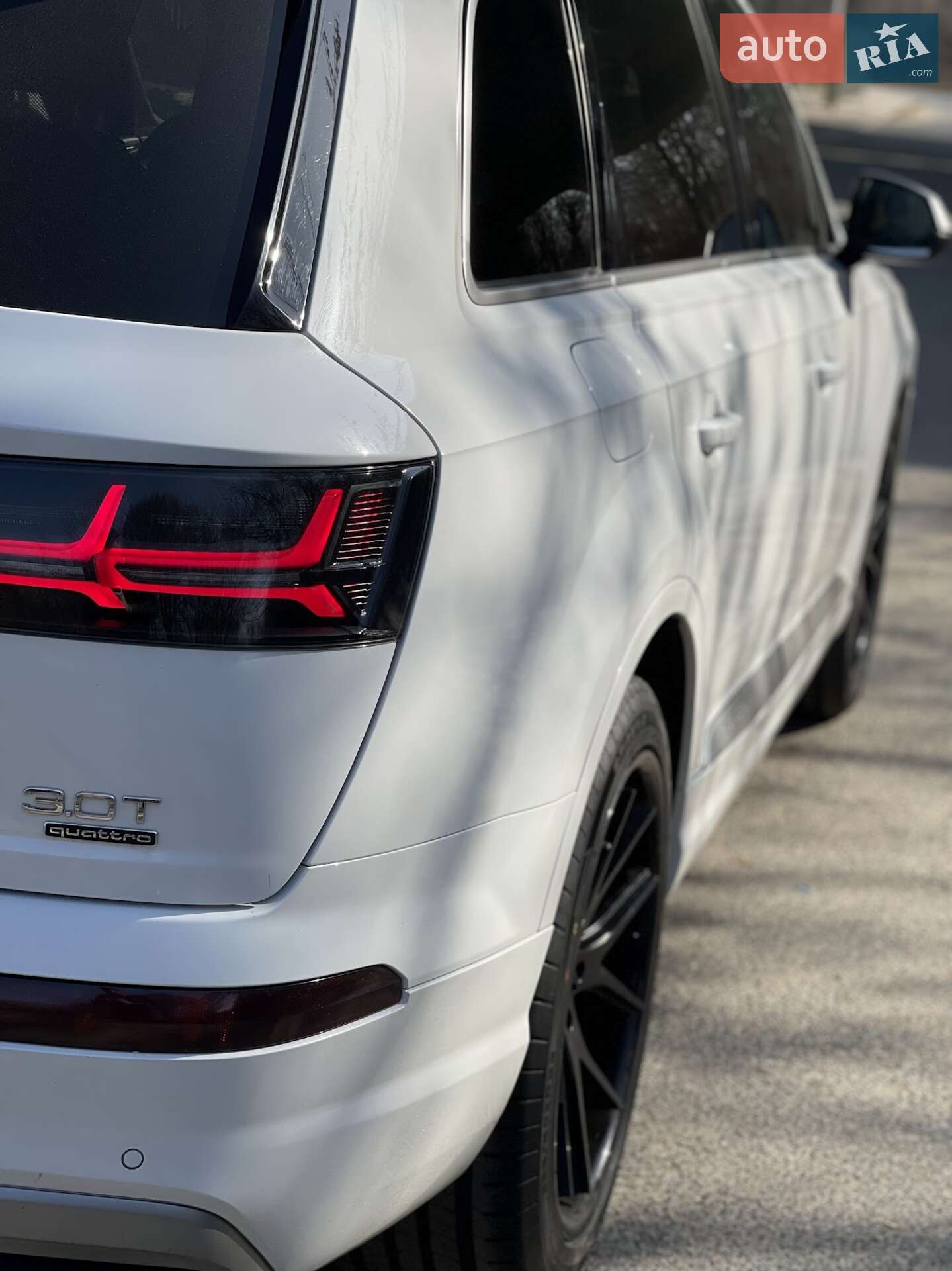 Audi Q7 2017 VIN WA1VAAF7XJD012643 фото оголошення 54 з 57