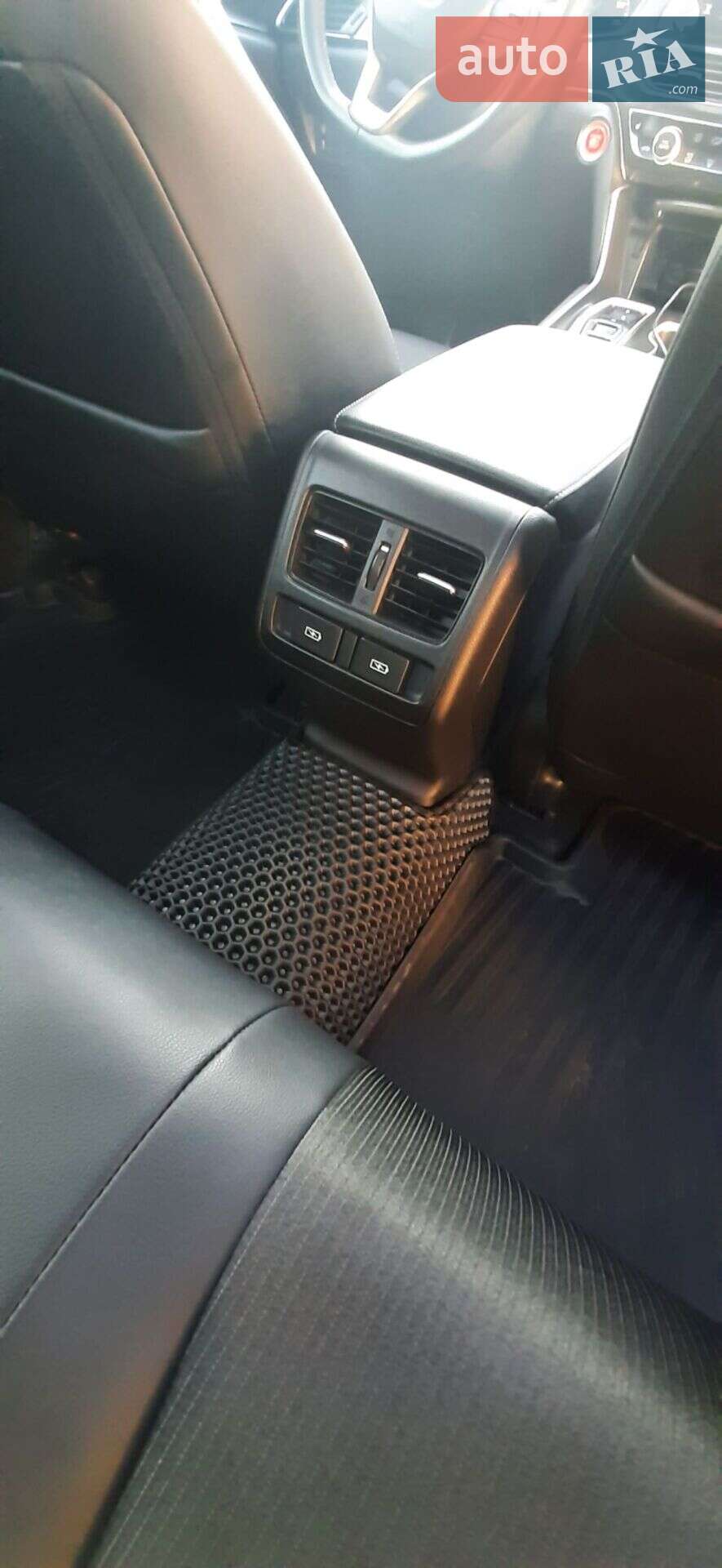 Honda Accord 2021 VIN 1HGCV2F3XMA017675 фото оголошення 4 з 19