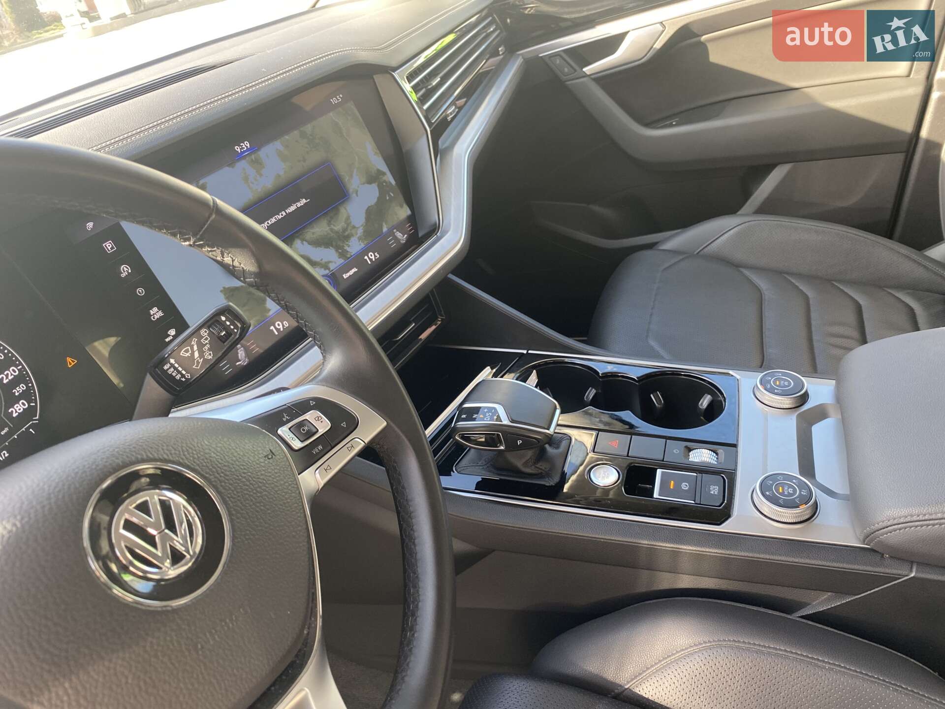 Volkswagen Touareg 2019 VIN WVGZZZCRZKD052835 фото оголошення 3 з 10