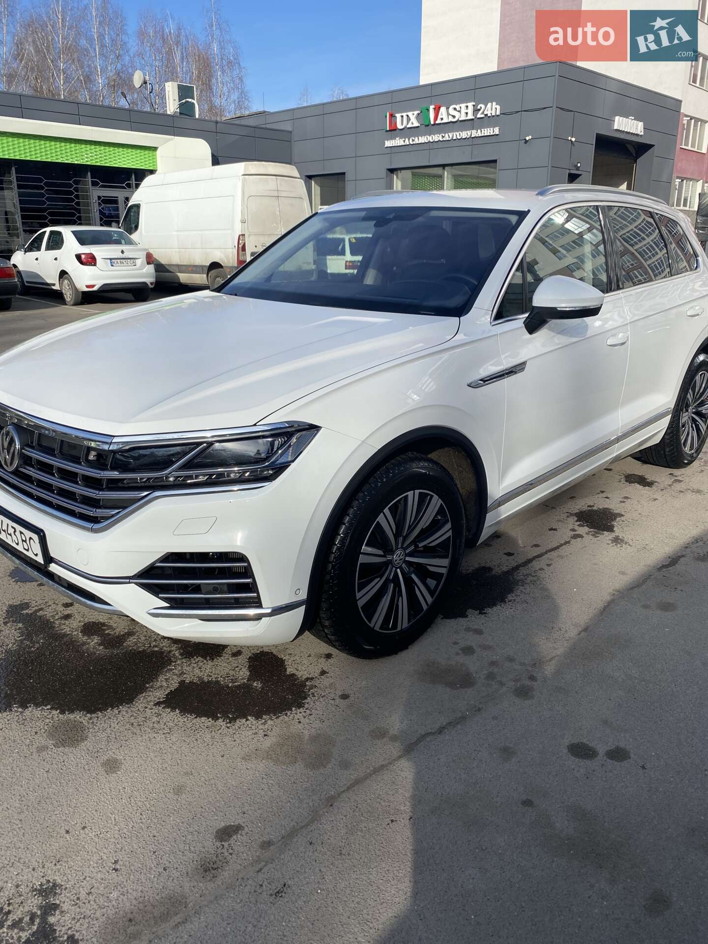 Volkswagen Touareg 2019 VIN WVGZZZCRZKD052835 фото оголошення 8 з 10