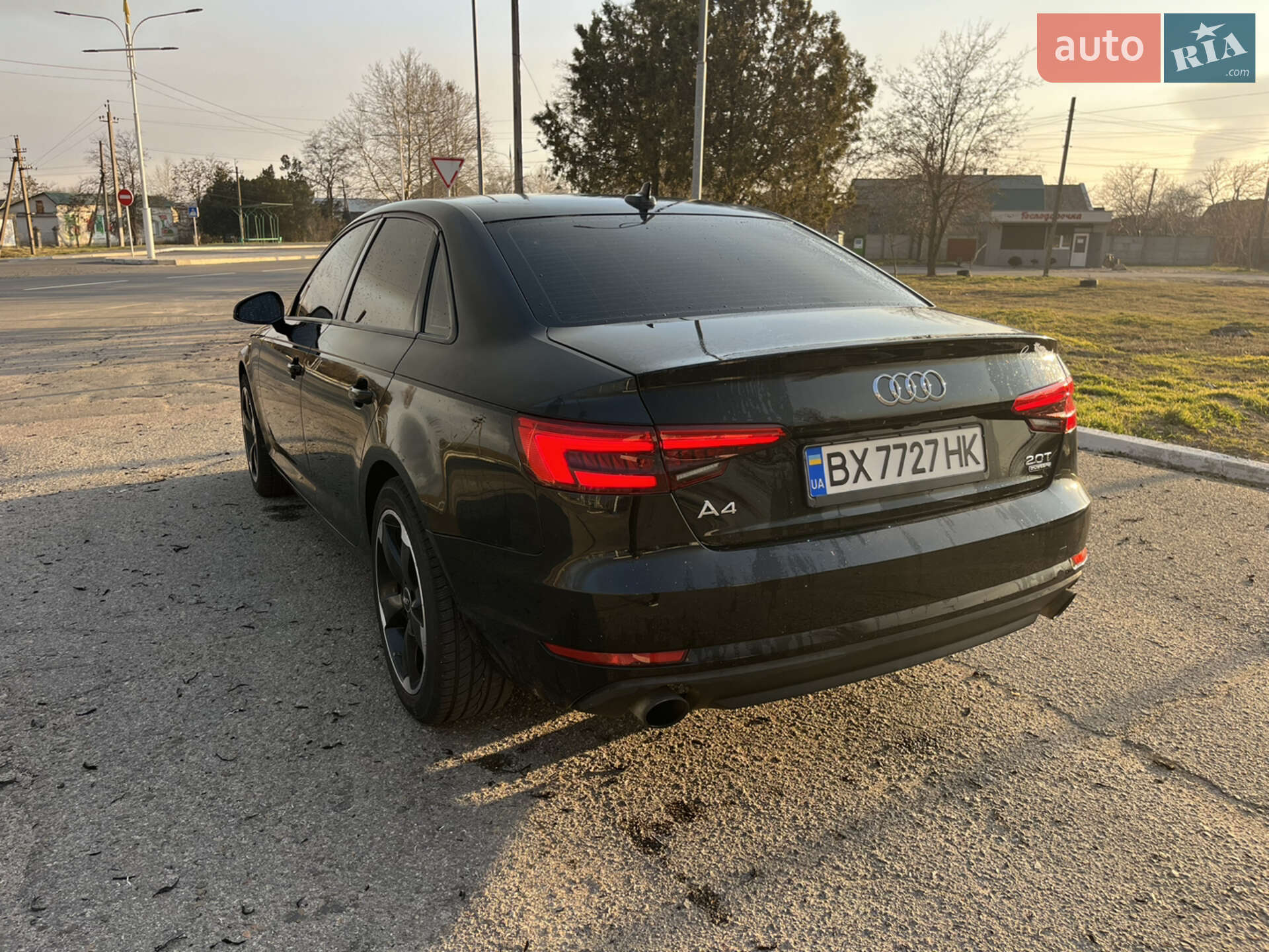 Audi A4 2016 VIN WAUANAF44HN053155 фото оголошення 6 з 17