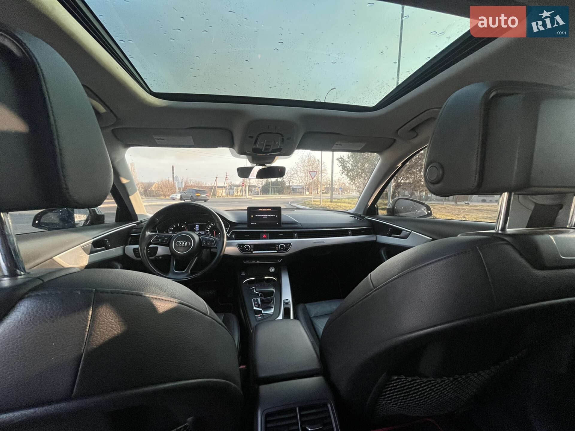 Audi A4 2016 VIN WAUANAF44HN053155 фото оголошення 8 з 17