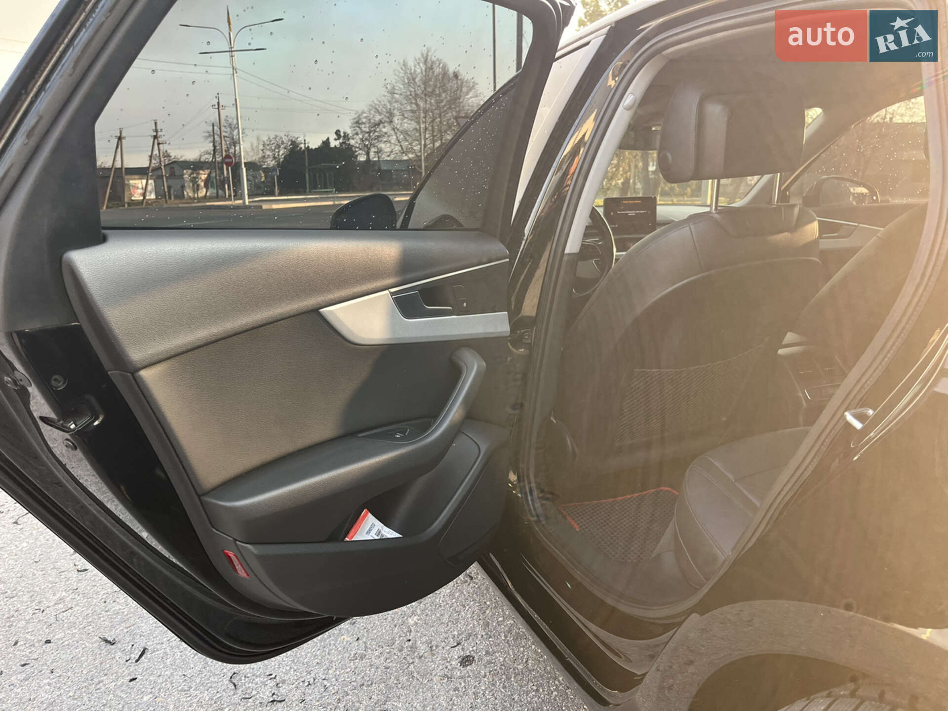Audi A4 2016 VIN WAUANAF44HN053155 фото оголошення 14 з 17