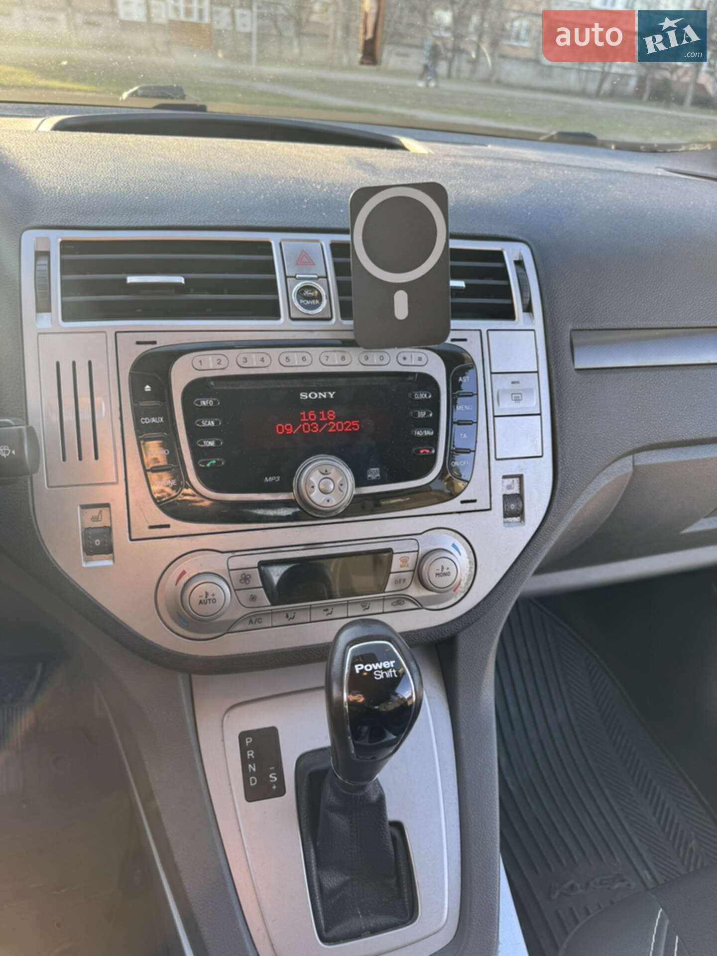 Ford Kuga 2012 VIN WF0RXXGCDRCY43401 фото оголошення 18 з 30