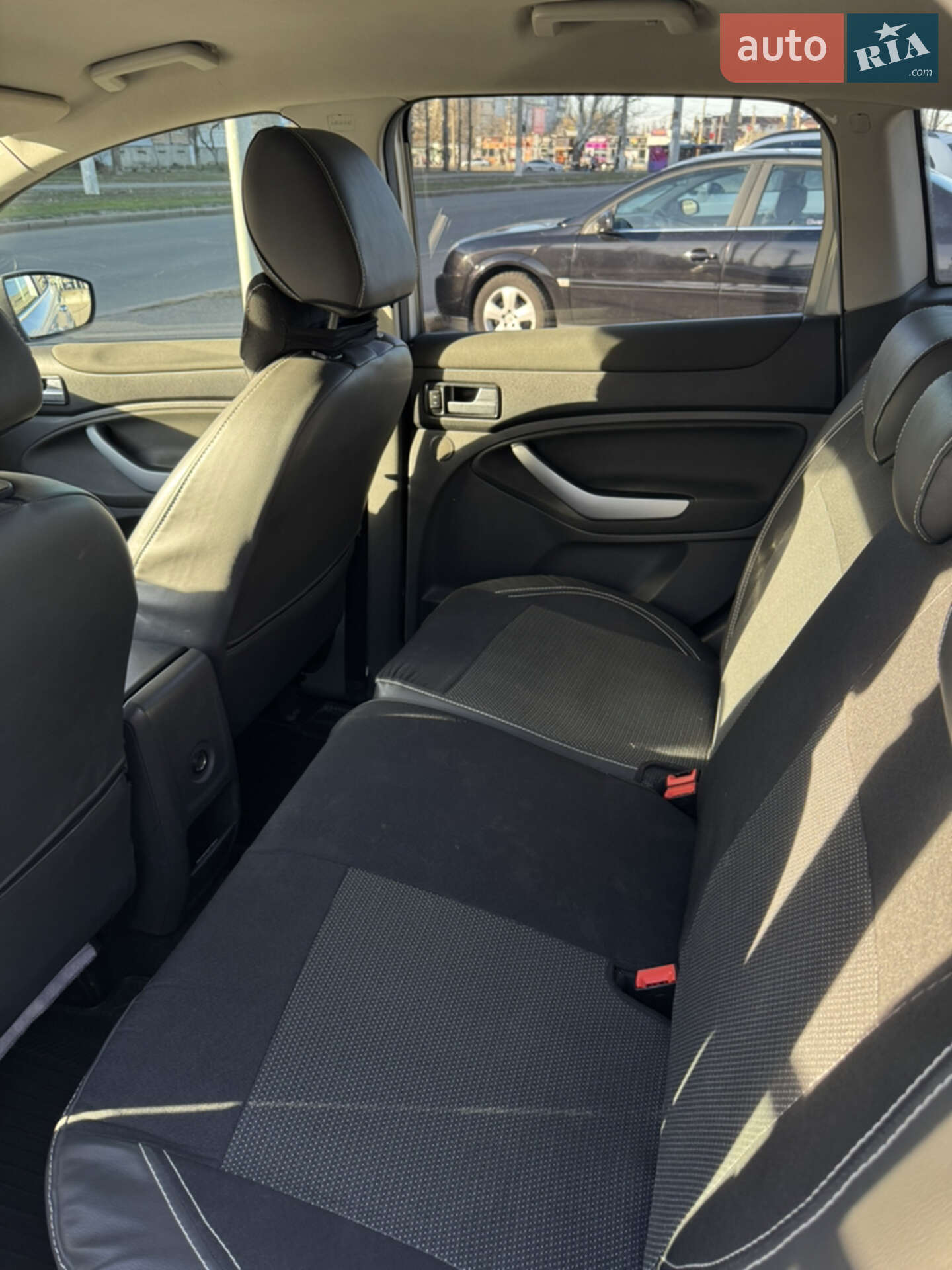 Ford Kuga 2012 VIN WF0RXXGCDRCY43401 фото оголошення 27 з 30
