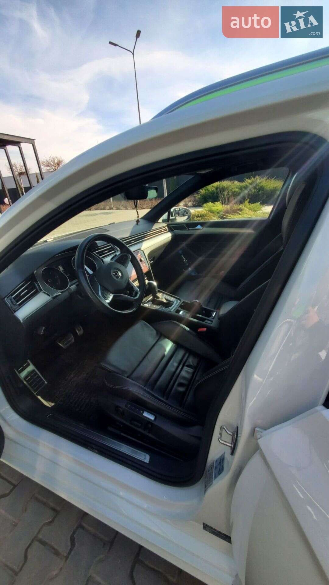 Volkswagen Passat 2020 VIN WVWZZZ3CZLE143007 фото оголошення 21 з 22