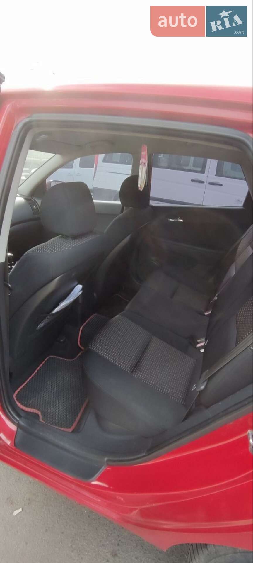 Hyundai i30 2007 VIN KMHDC51TP8U107086 фото оголошення 8 з 14