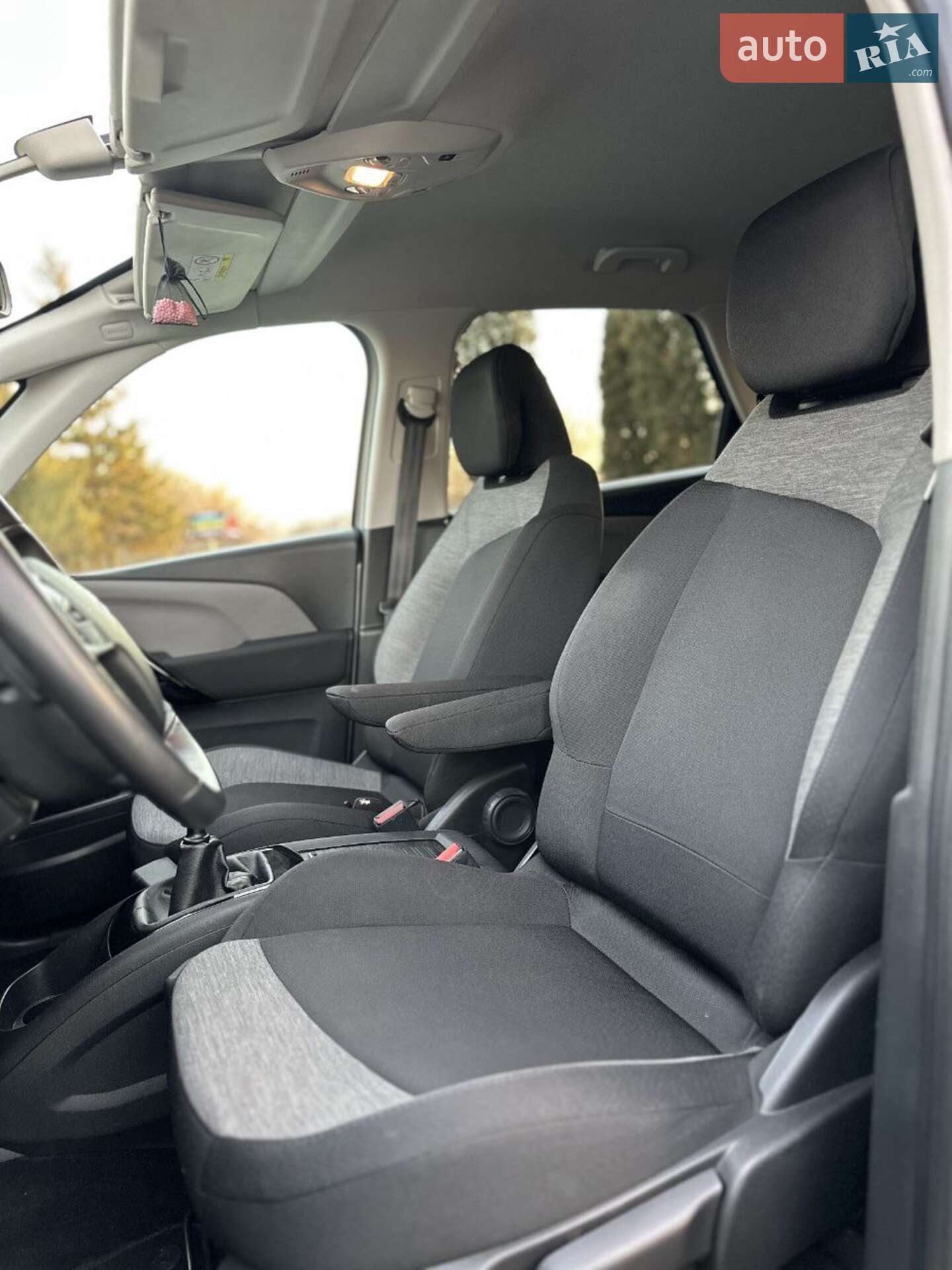 Citroen C4 SpaceTourer 2019 VIN VF73DBHZMJJ745881 фото оголошення 35 з 48